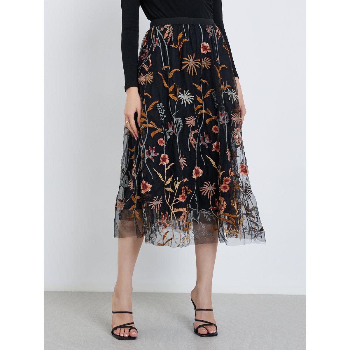 تنورة طويلة بتفاصيل زهور مطرزة-women-clothing-bottoms-skirts-image-2