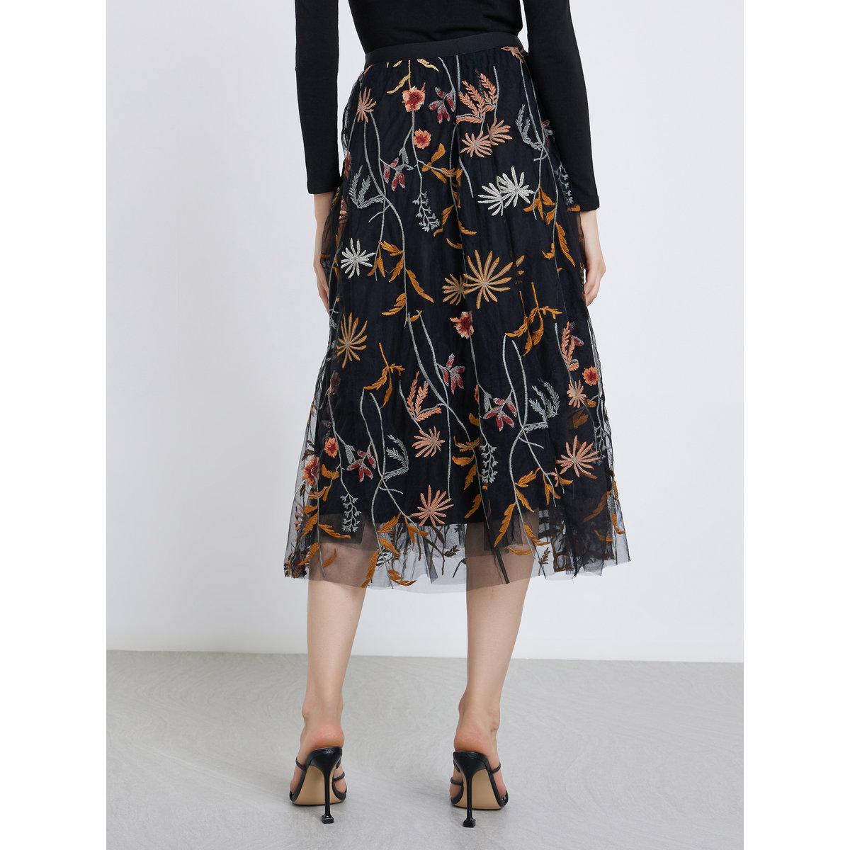 تنورة طويلة بتفاصيل زهور مطرزة-women-clothing-bottoms-skirts-image-4