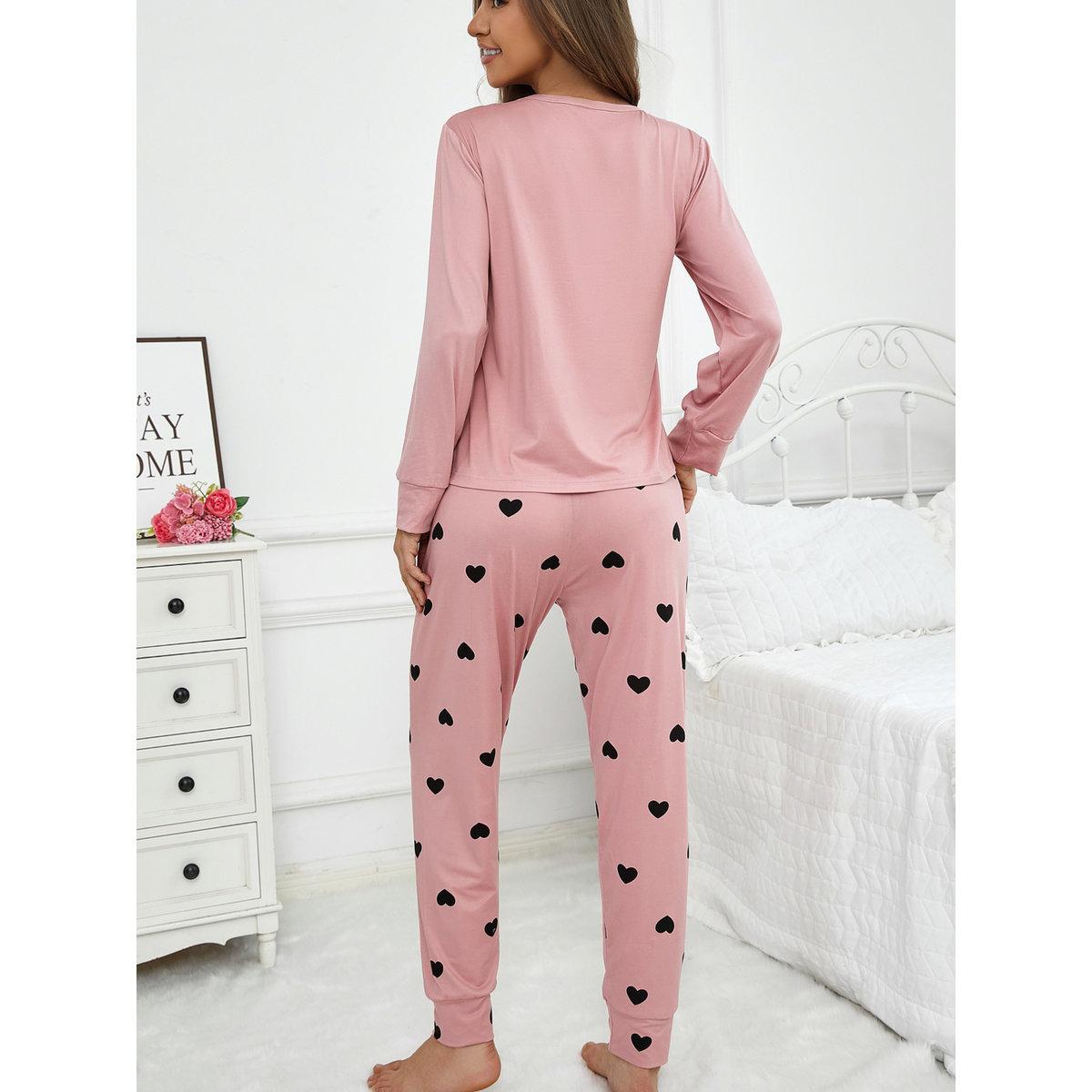 طقم من بنطال بيجاما وتيشيرت بطبعة فيونكة-women-clothing-nightwear-pyjamas-longsets-image-2