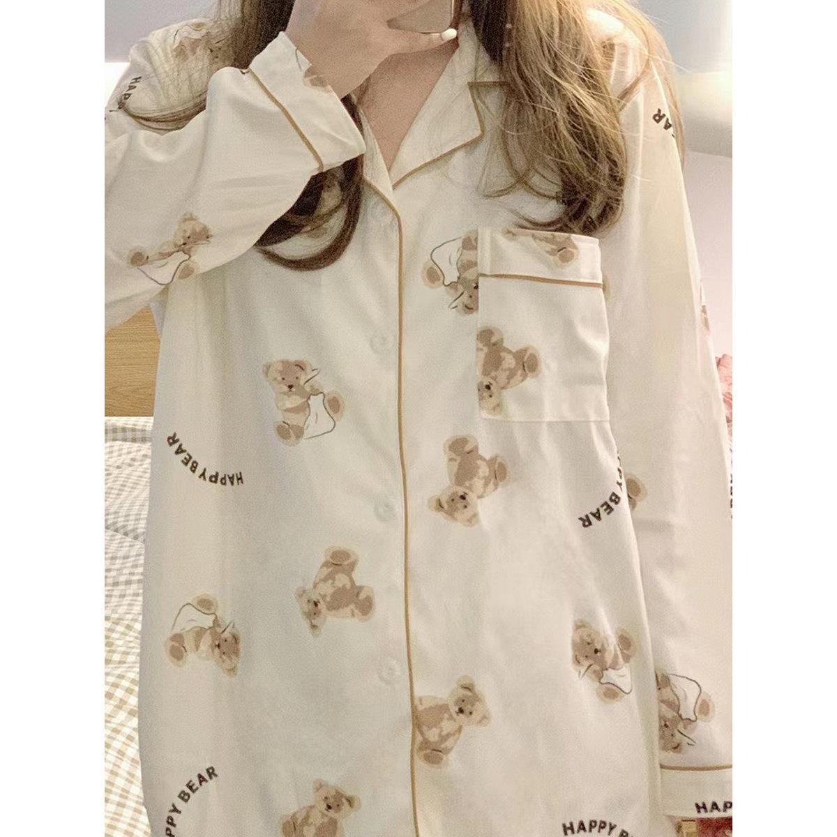طقم من بنطال بيجاما وتيشيرت بطبعة جرافيك-women-clothing-nightwear-pyjamas-longsets-image-5