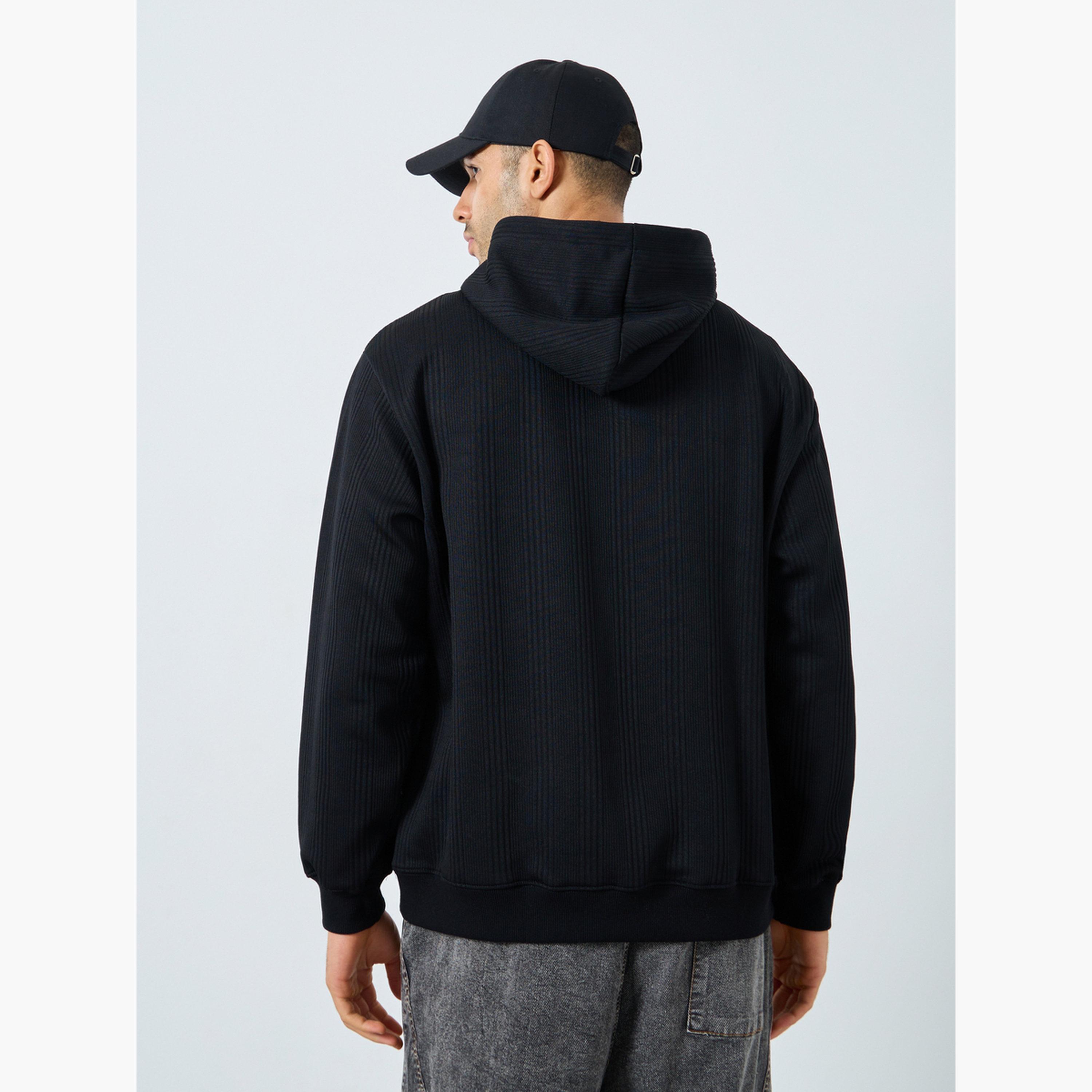 ستايلي - هودي أسود حجم كبير مضلع بدقة-men-winterwear-hoodiesandsweatshirts-image-5