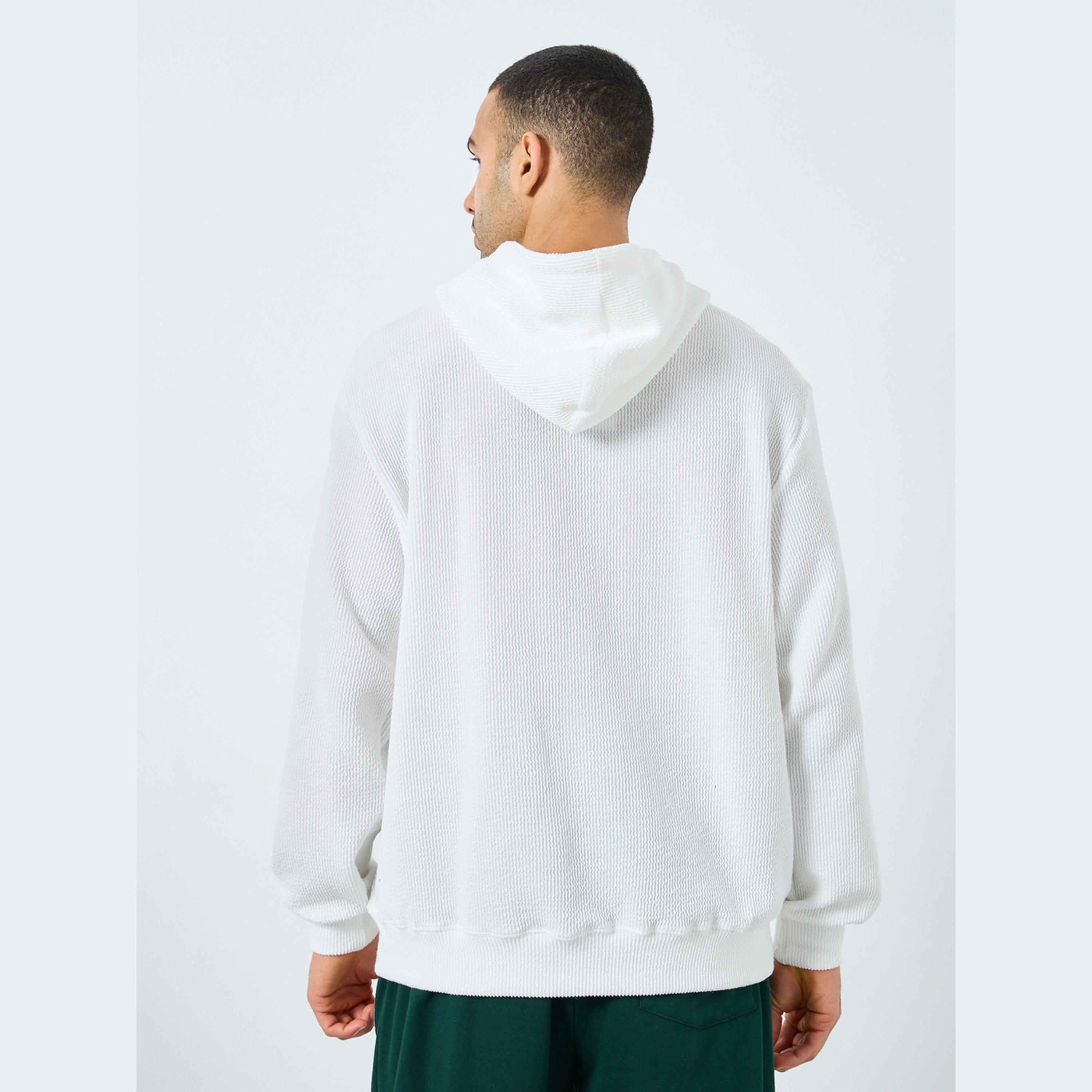 ستايلي - هودي مقاس كبير منقوش لون أبيض-men-winterwear-hoodiesandsweatshirts-image-4
