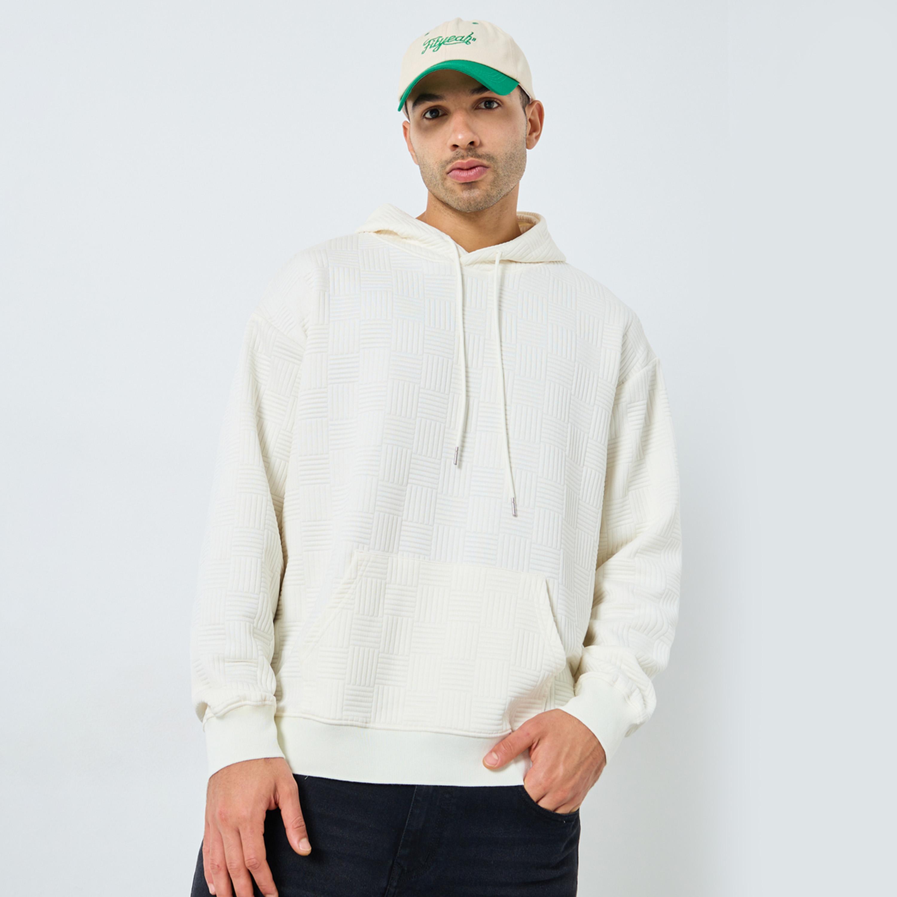 ستايلي - هودي مقاس كبير اوفر سايز  بنقشة هندسية كريمية-men-winterwear-hoodiesandsweatshirts-image-1