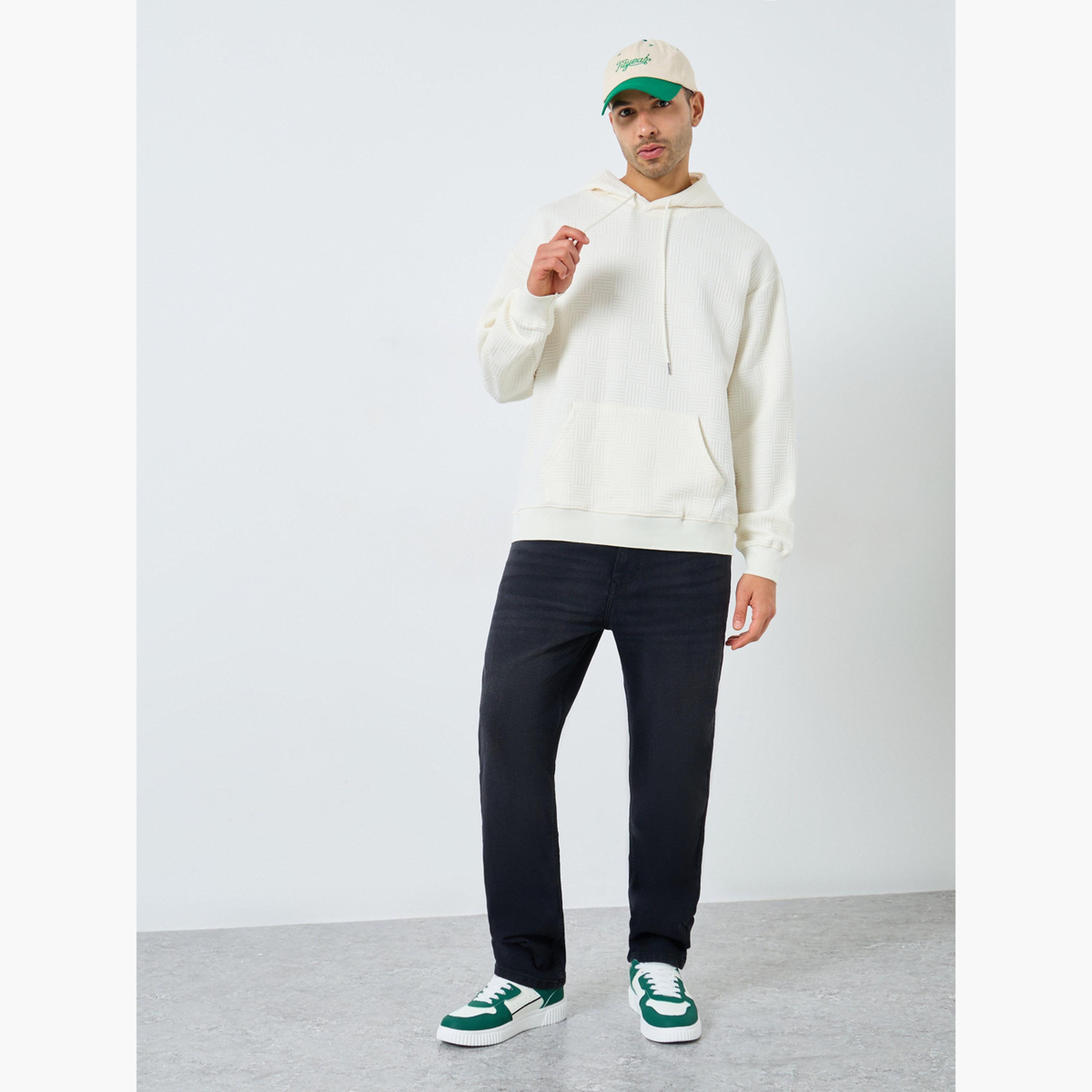 ستايلي - هودي مقاس كبير اوفر سايز  بنقشة هندسية كريمية-men-winterwear-hoodiesandsweatshirts-image-2