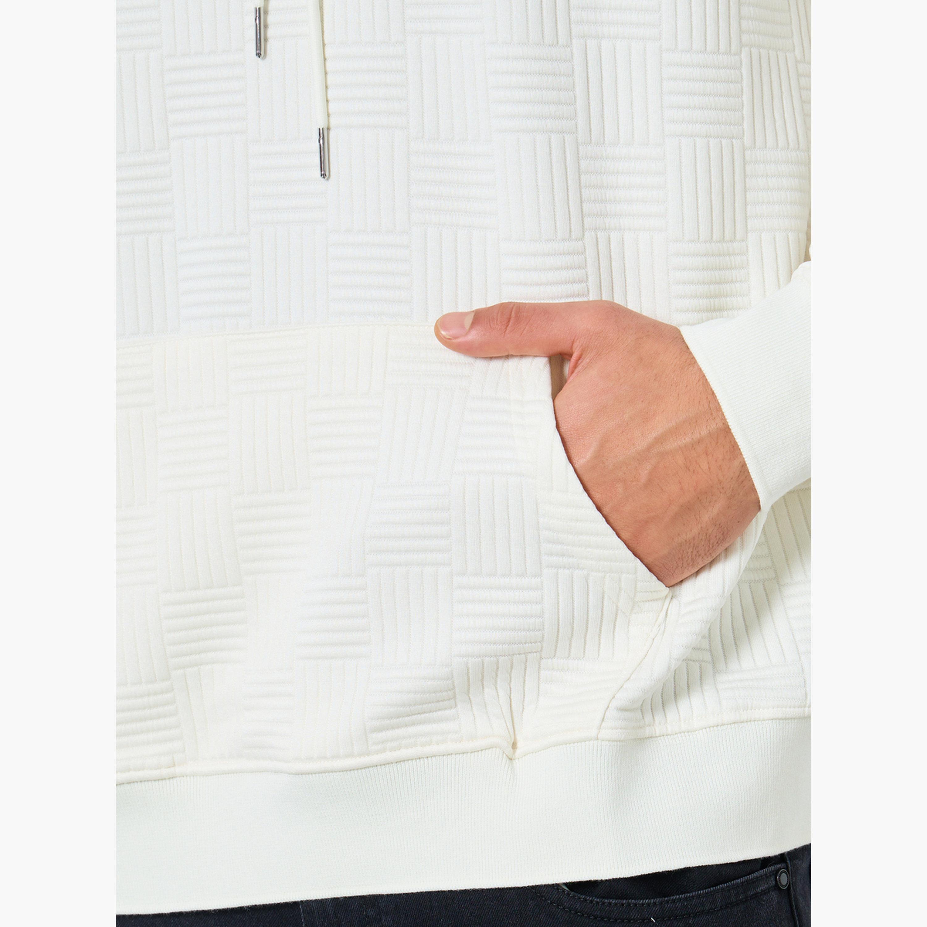 ستايلي - هودي مقاس كبير اوفر سايز  بنقشة هندسية كريمية-men-winterwear-hoodiesandsweatshirts-image-4
