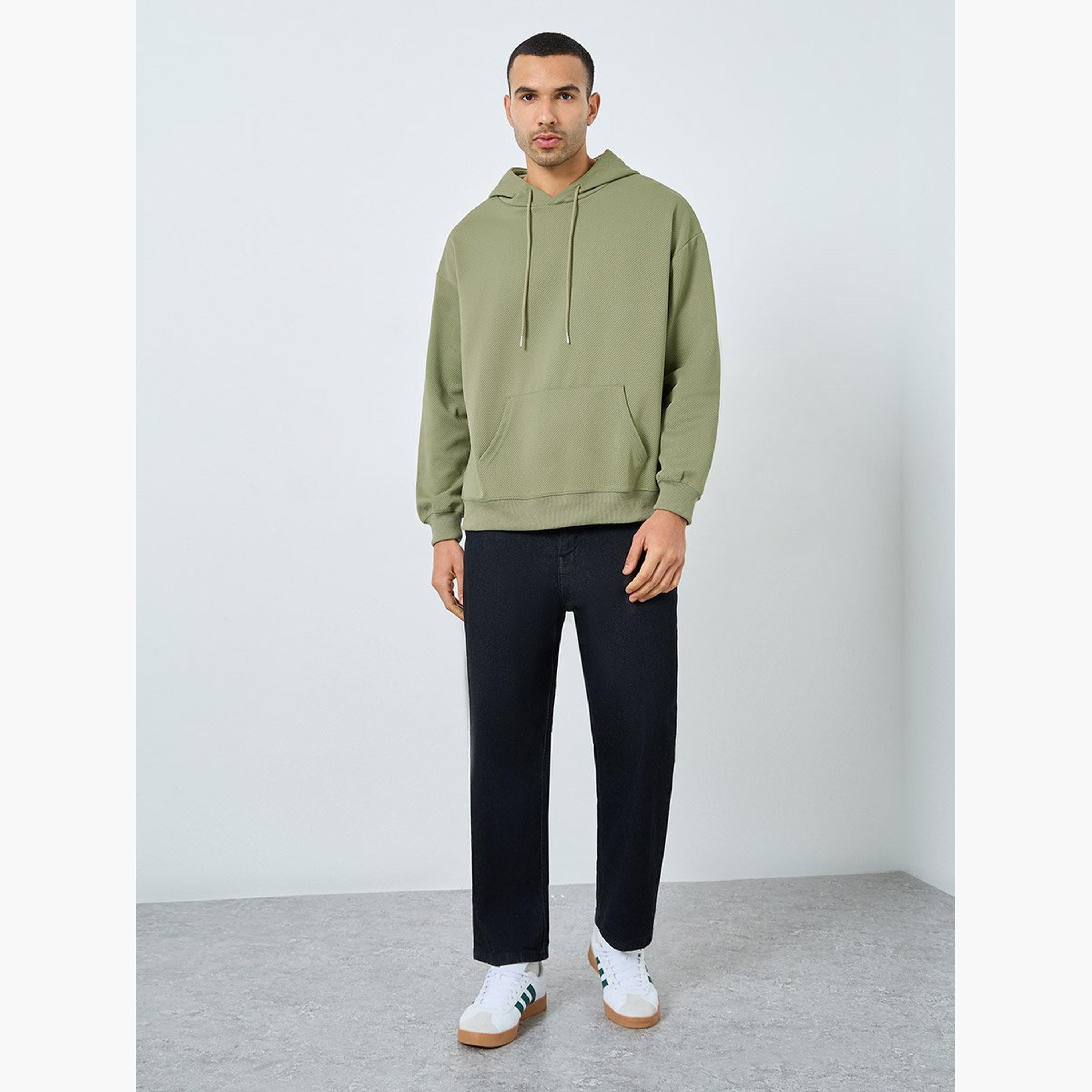 ستايلي - هودي مقاس كبير محبوك ومزخرف لون زيتوني-men-winterwear-hoodiesandsweatshirts-image-2