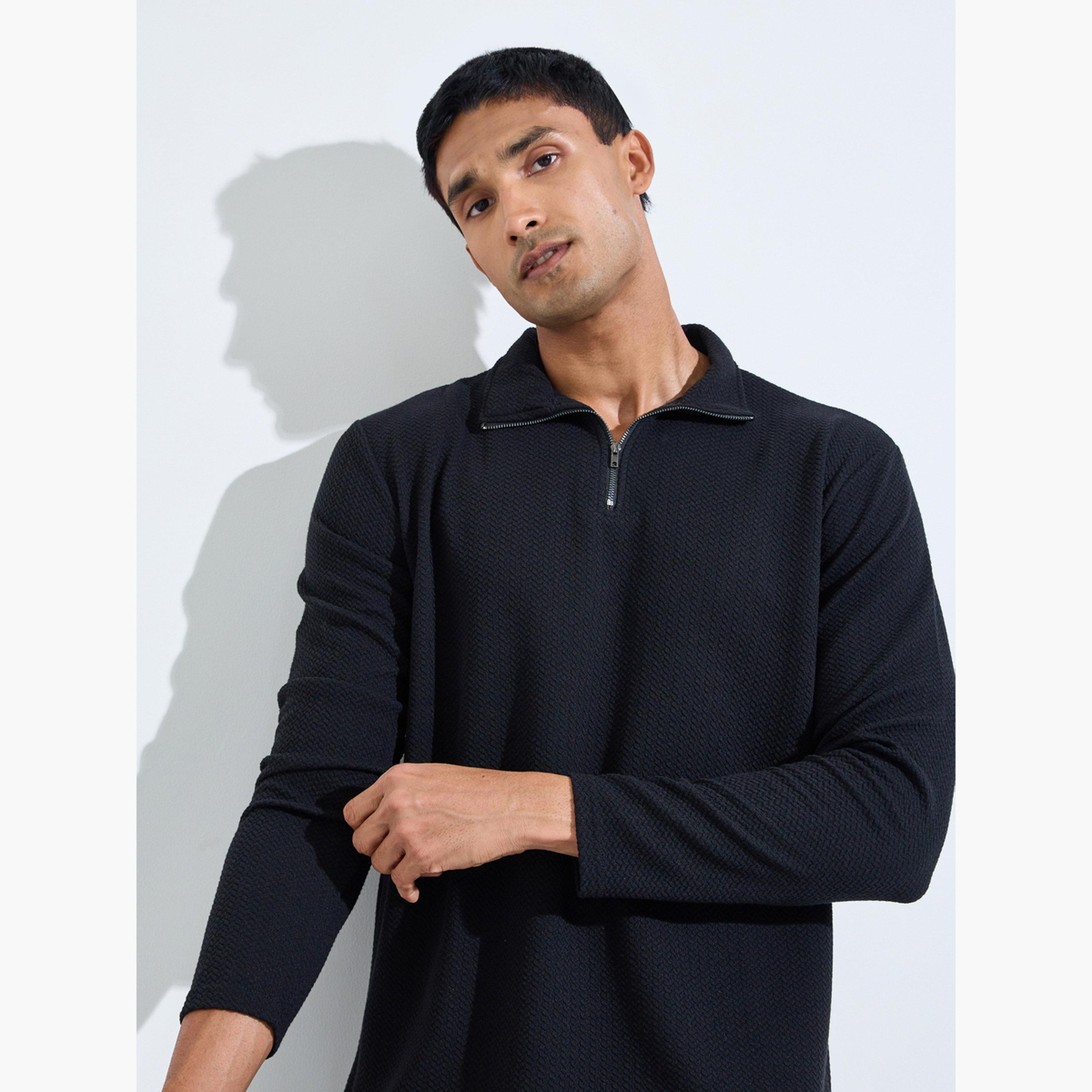 ستايلي - سويت شيرت رجالي مريح بسحاب ربعي ونقشة حصوية-men-winterwear-hoodiesandsweatshirts-image-3