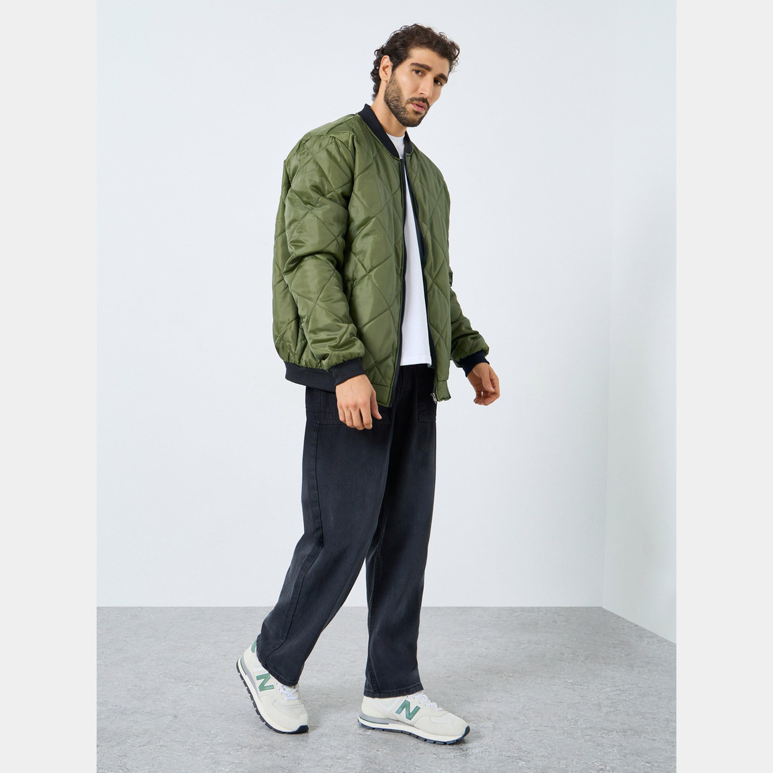 ستايلي - جاكيت رجالي خفيف الوزن مبطن برقبة دائرية وأكمام طويلة وسحاب-men-clothing-jacketsandblazers-jackets-image-2