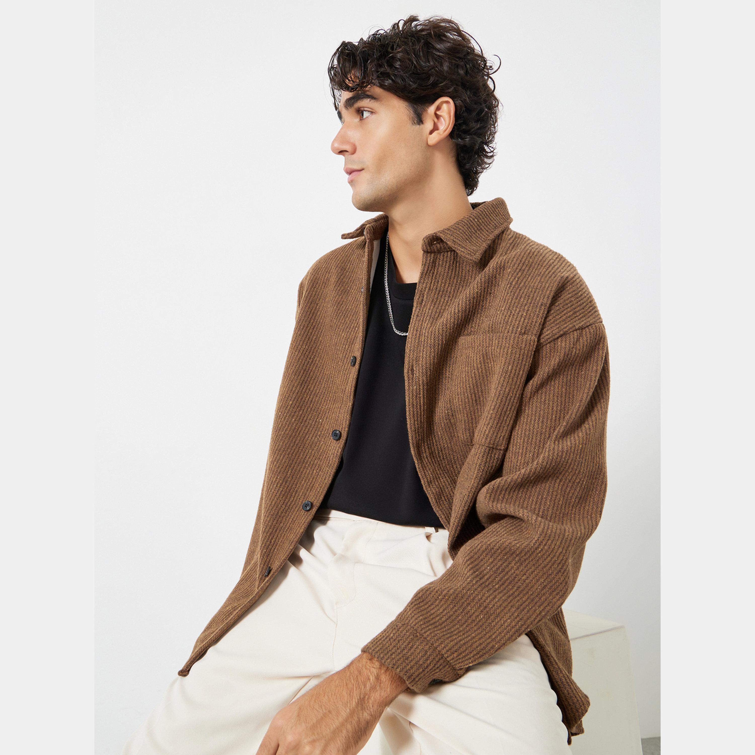 ستايلي - جاكيت رجالي من قماش مخملي مضلع بأكمام طويلة وياقة منقوش وأزرار-men-clothing-jacketsandblazers-jackets-image-3