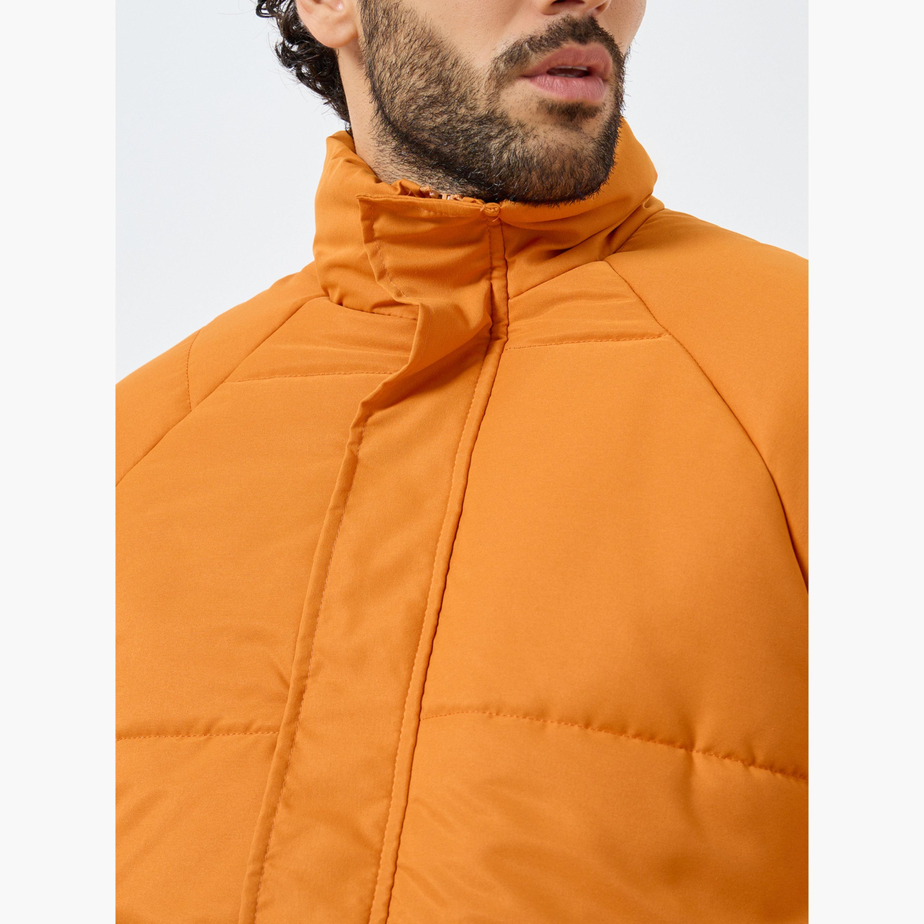 ستايلي - جاكيت رجالي منتفخ بسحاب وأكمام طويلة وياقة عالية سادة-men-winterwear-jacketsandblazers-image-5