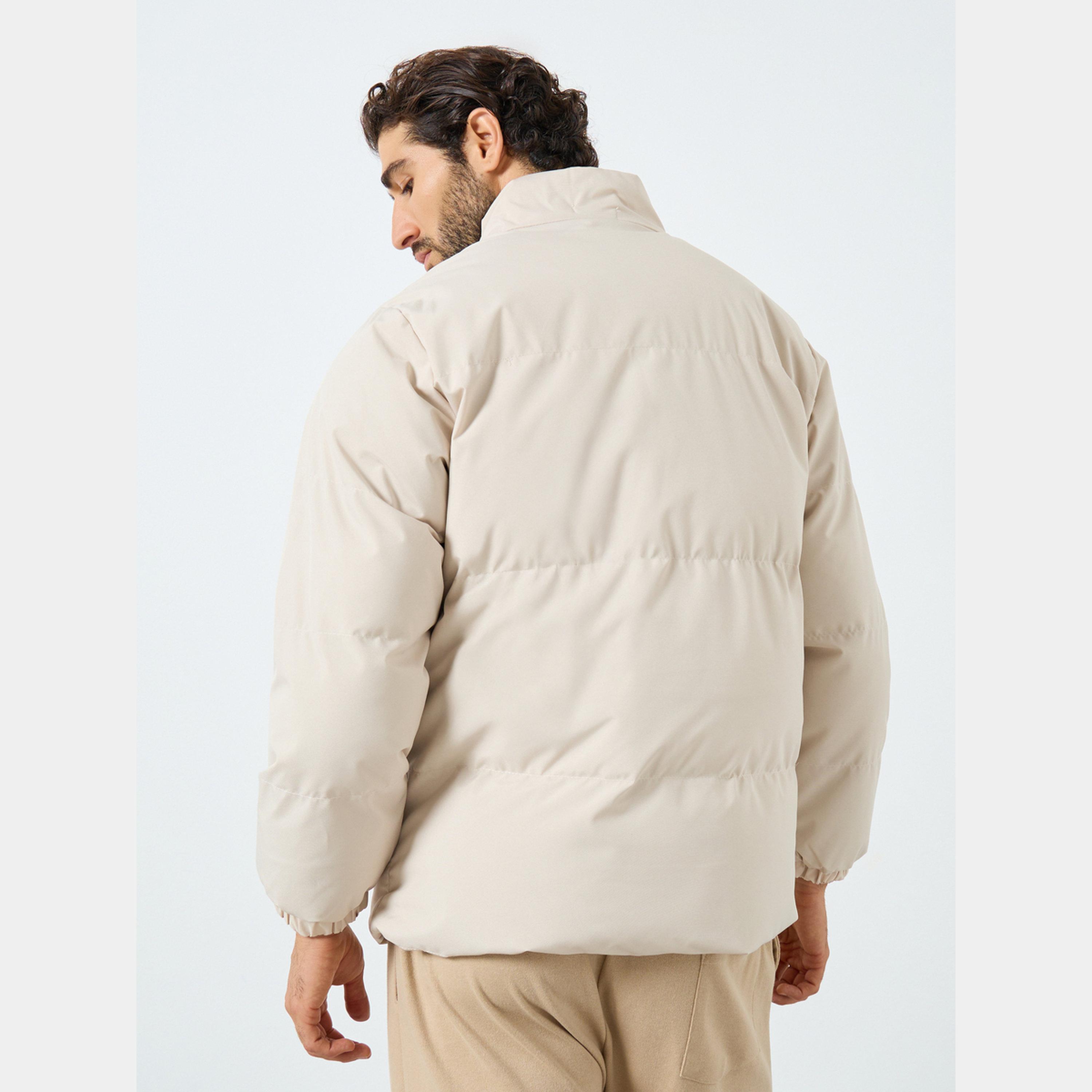 Styli Men Off White Plain Oversized Puffer Jacket-men-clothing-jacketsandblazers-jackets-image-5
