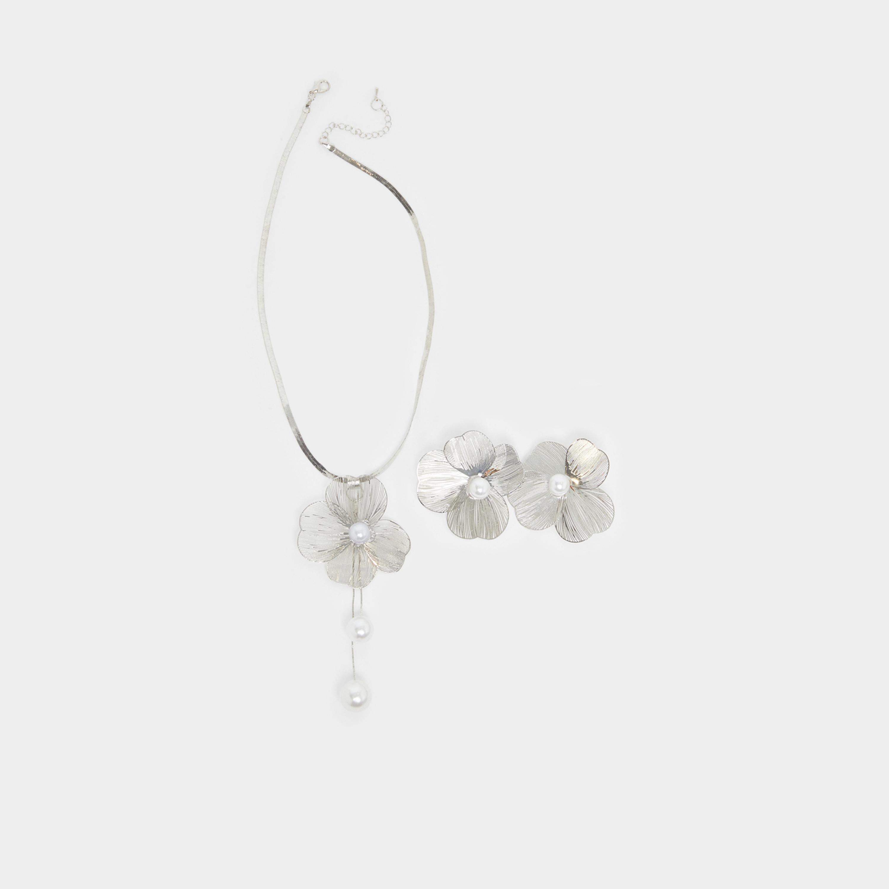 Styli 2-Piece Flat Chain Necklace and Flower Earrings Set-women-watchesandjewellery-jewellery-jewellerysets-image-1