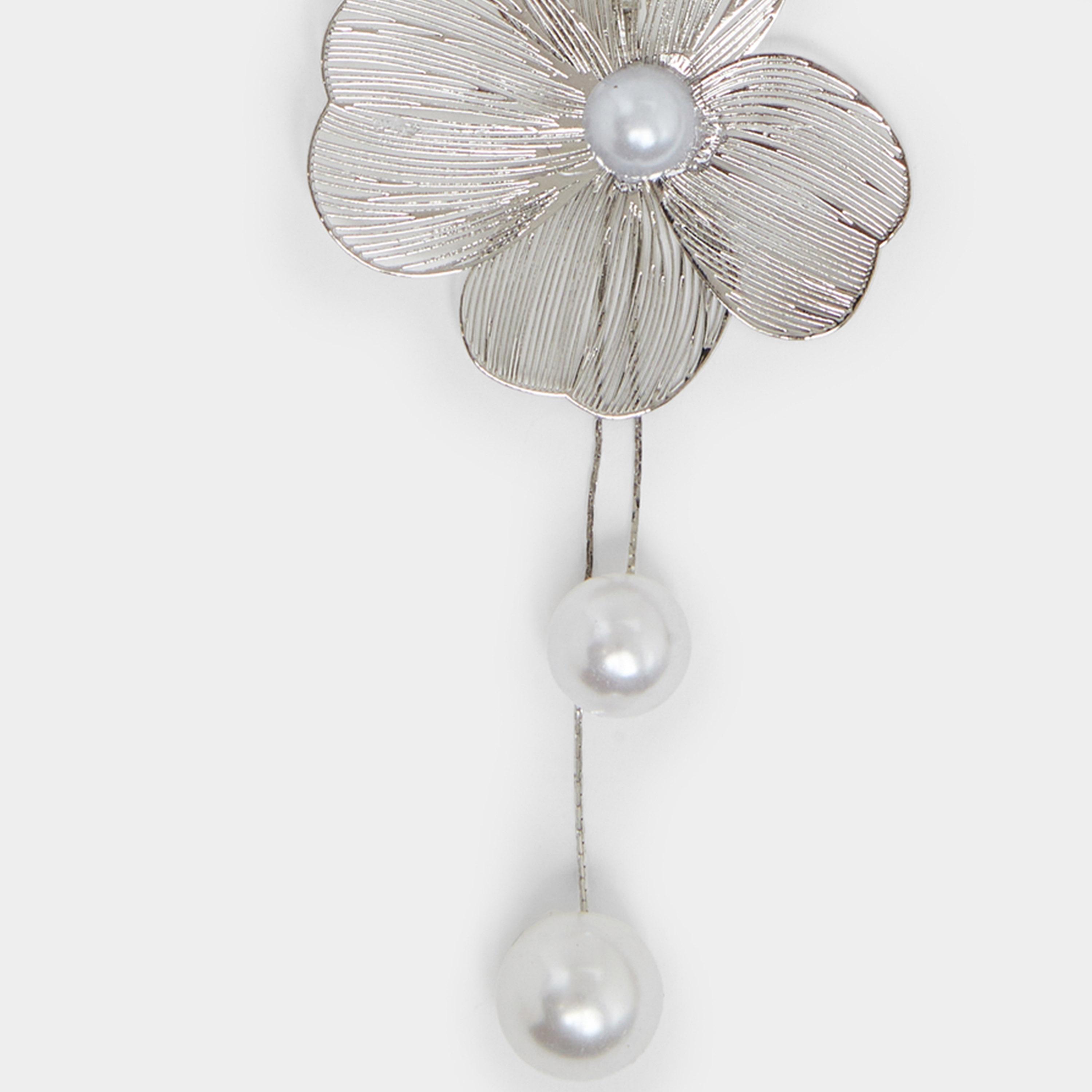 Styli 2-Piece Flat Chain Necklace and Flower Earrings Set-women-watchesandjewellery-jewellery-jewellerysets-image-3