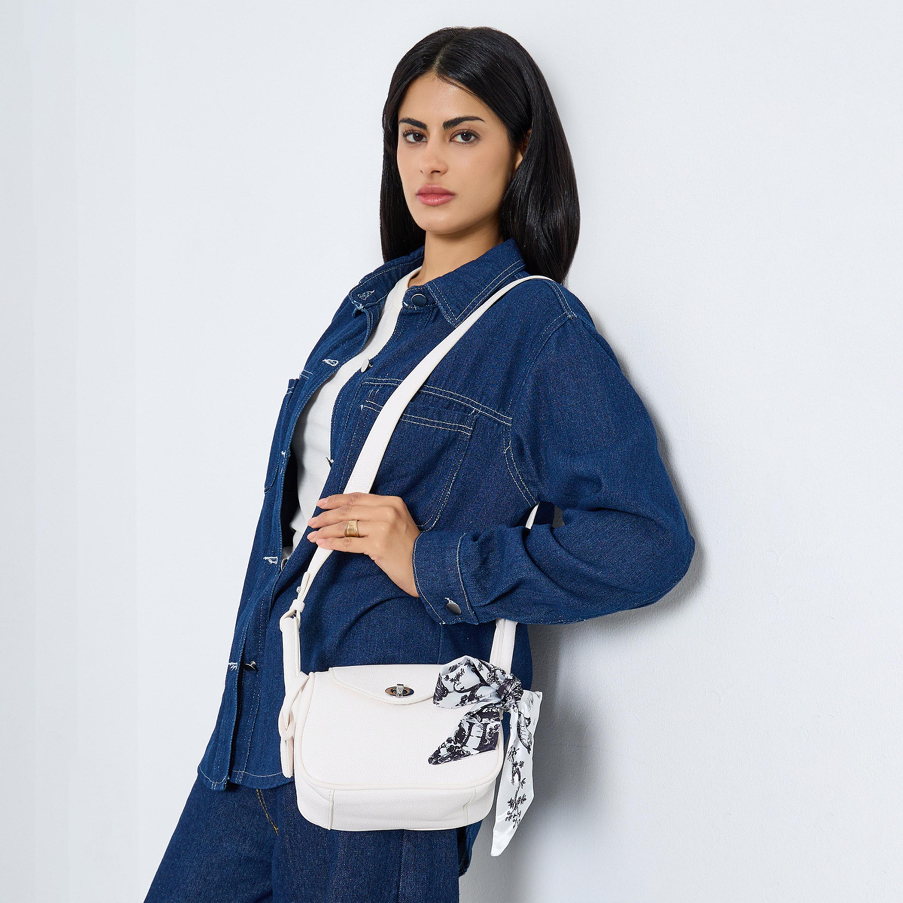 ستايلي - شنطة كروس بيضاء مع وشاح-women-bagsandwallets-handbags-image-2