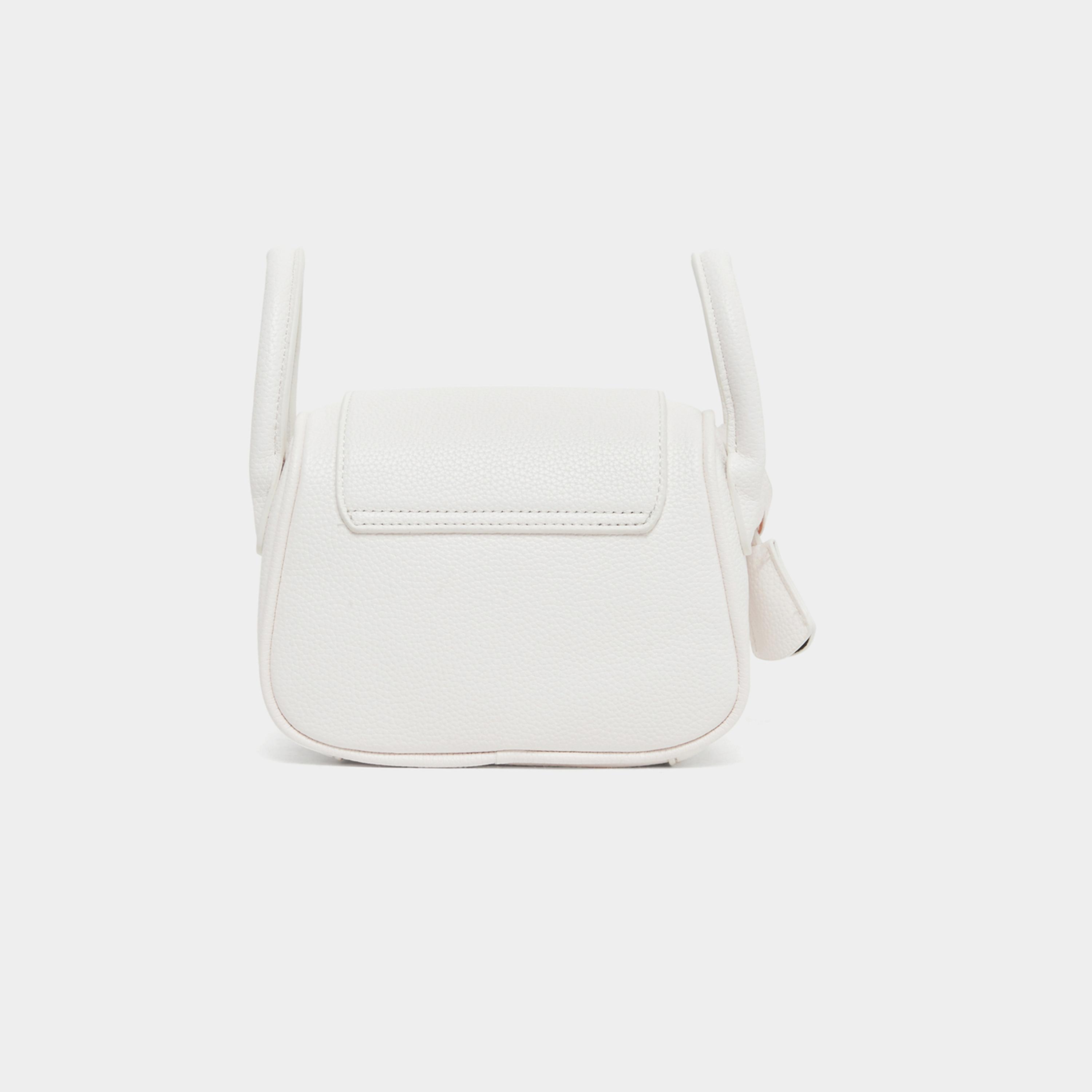 ستايلي - شنطة كروس بيضاء مع وشاح-women-bagsandwallets-handbags-image-3