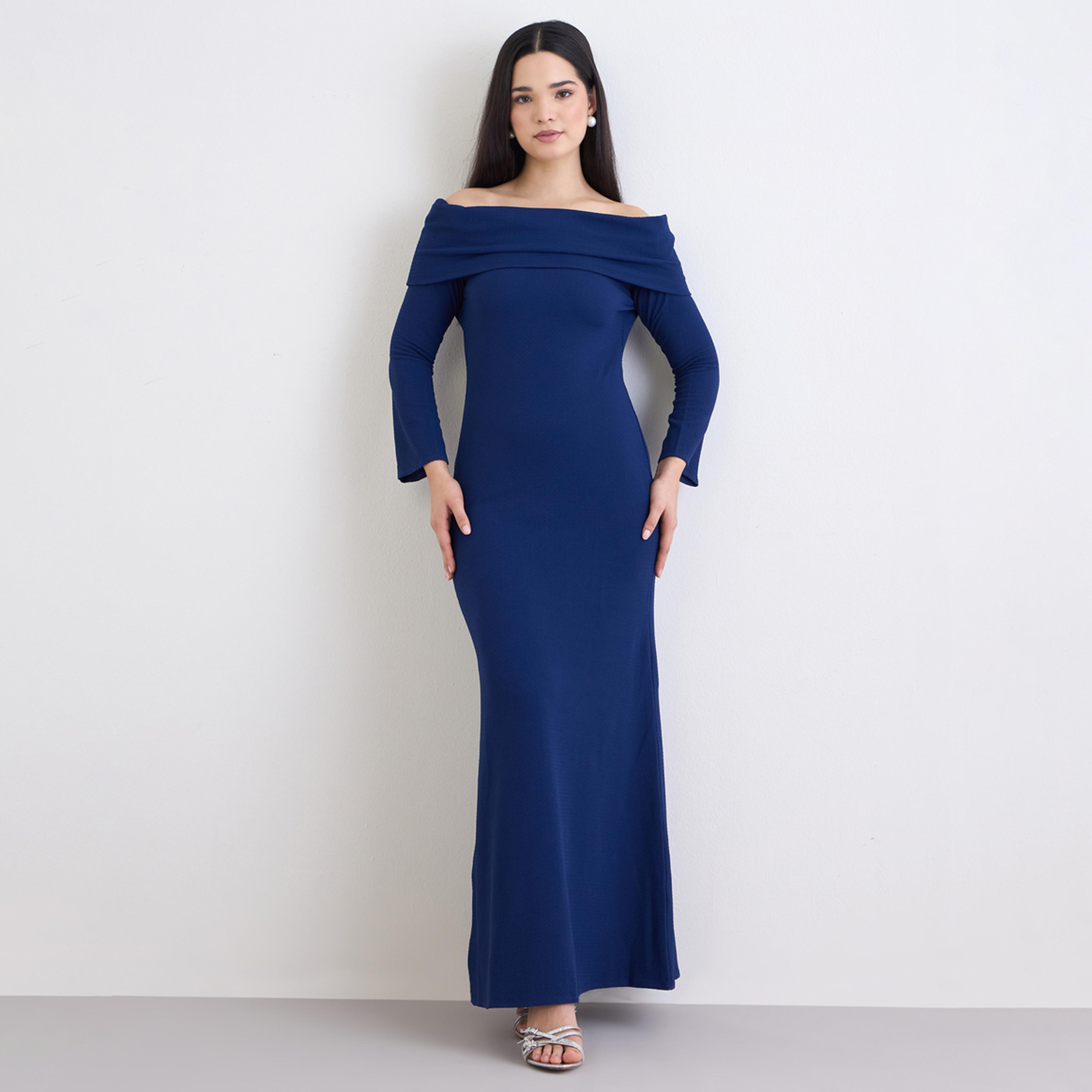 ستايلي - فستان سهرة ماكسي أزرق داكن بياقة باردة-women-clothing-dresses-image-1
