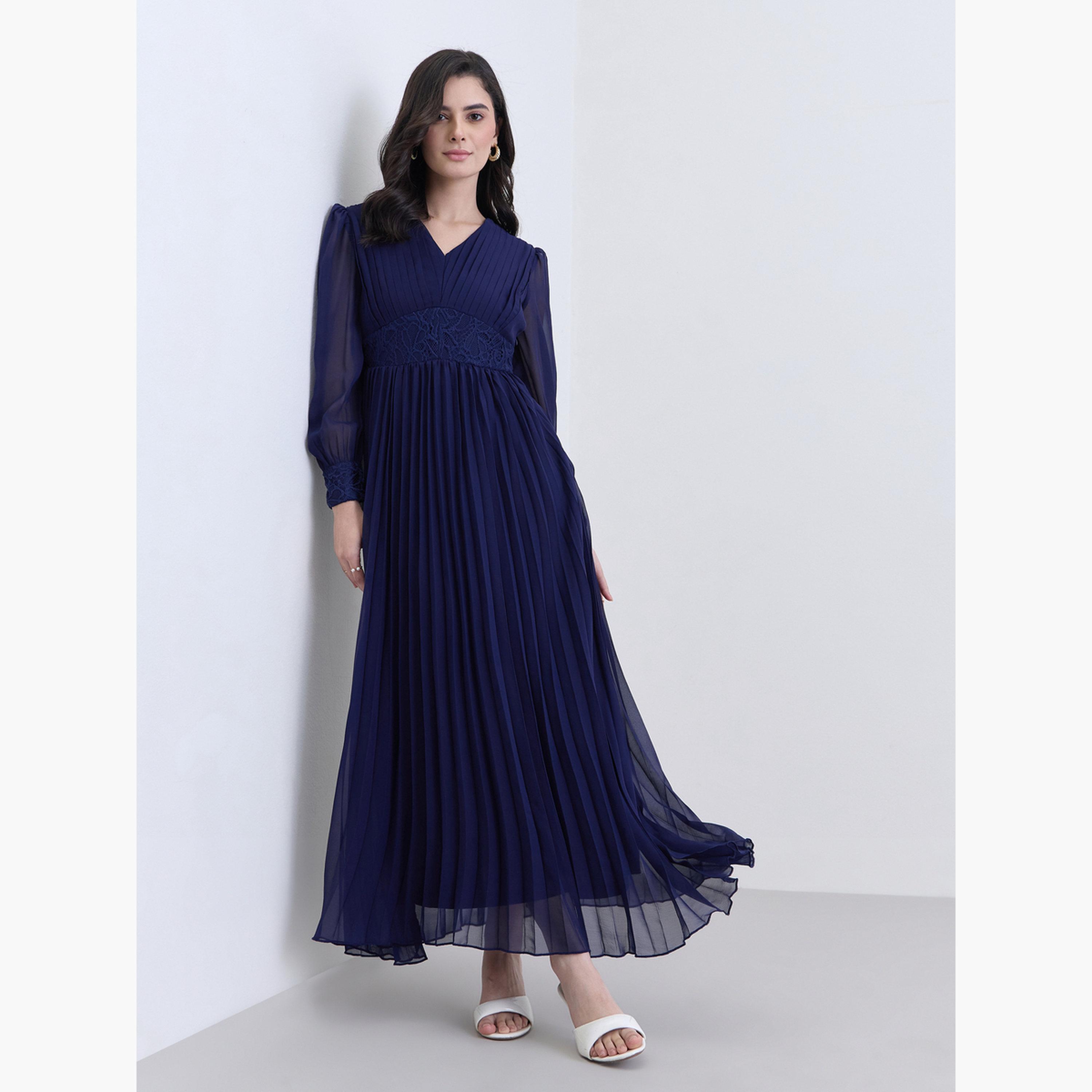 طقم قميص بأزرار وبنطلون-women-clothing-dresses-image-2