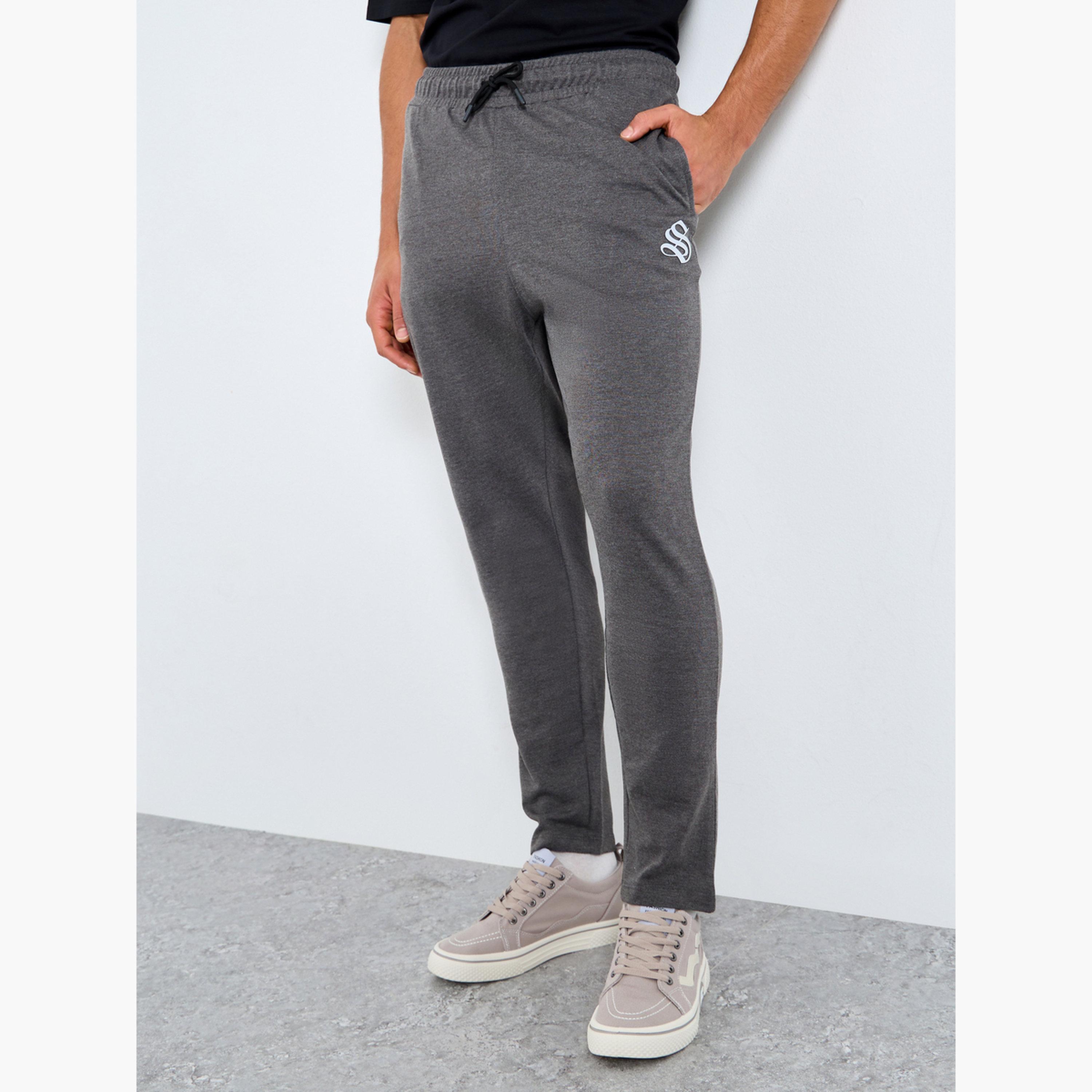 ستايلي - بنطال رياضي بقصّة مستقيمة لون الفحم للرجال-men-clothing-bottoms-joggers-image-1