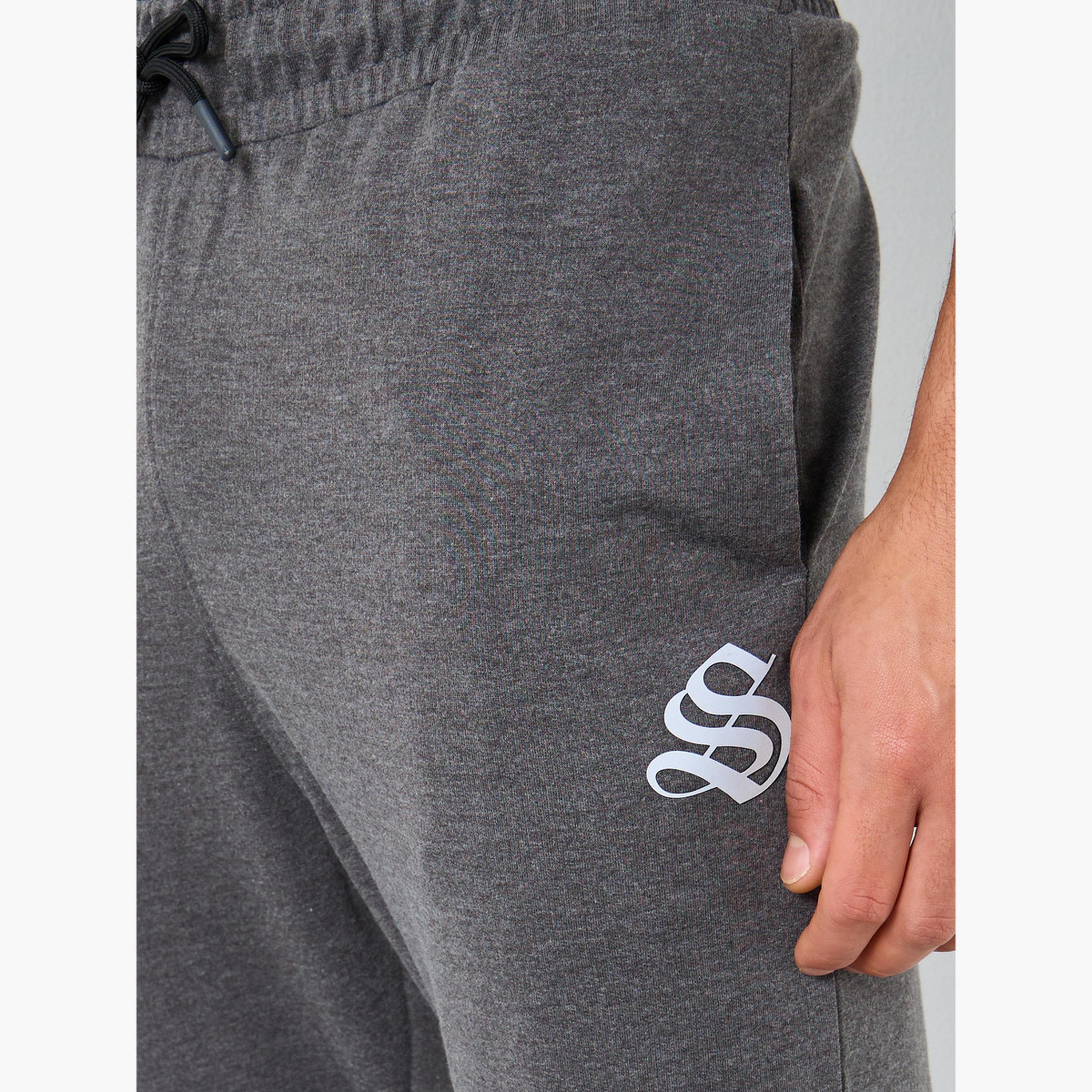 ستايلي - بنطال رياضي بقصّة مستقيمة لون الفحم للرجال-men-clothing-bottoms-joggers-image-3