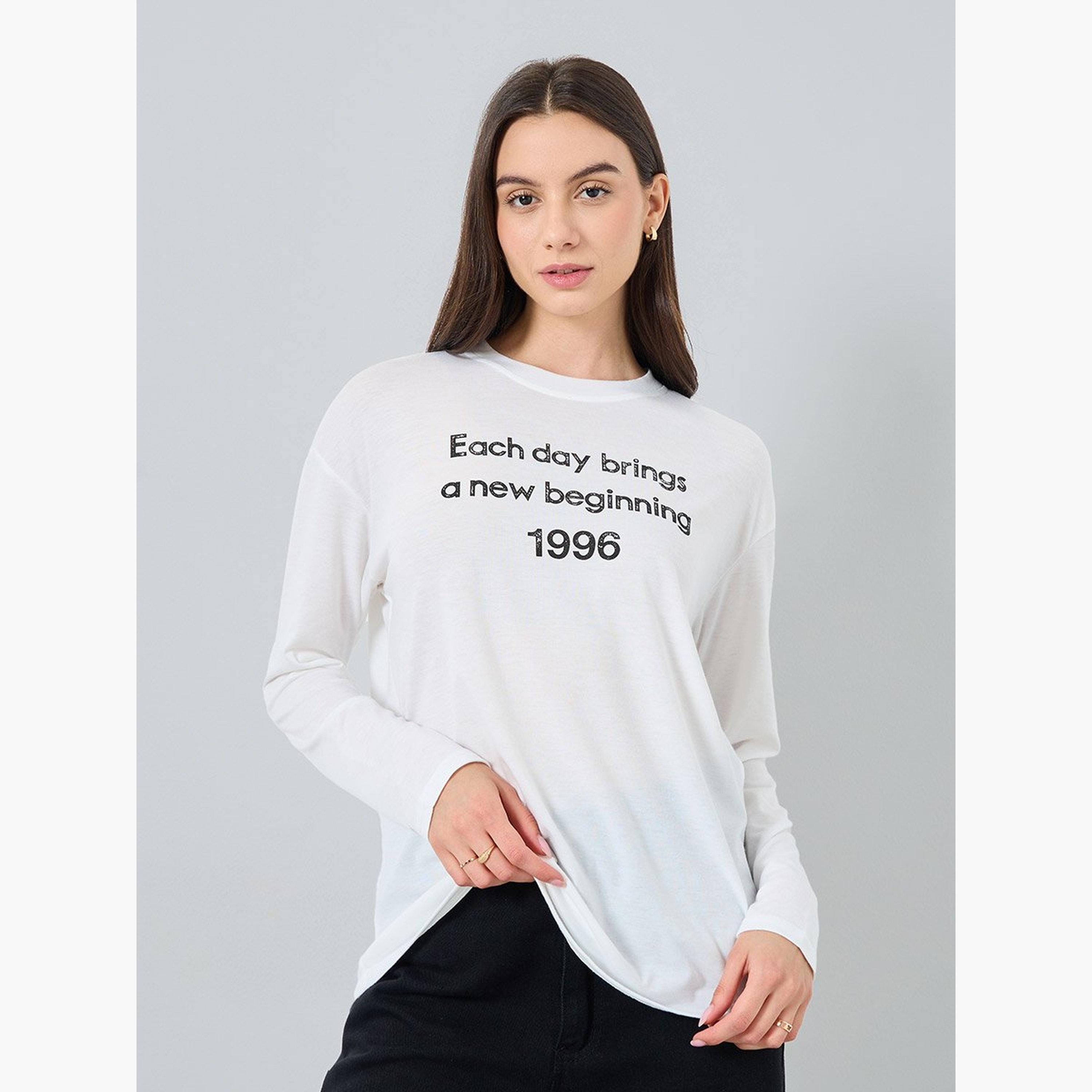 تيك تو - تي شيرت للنساء أبيض مقاس كبير بشعار-women-clothing-tshirts-image-1