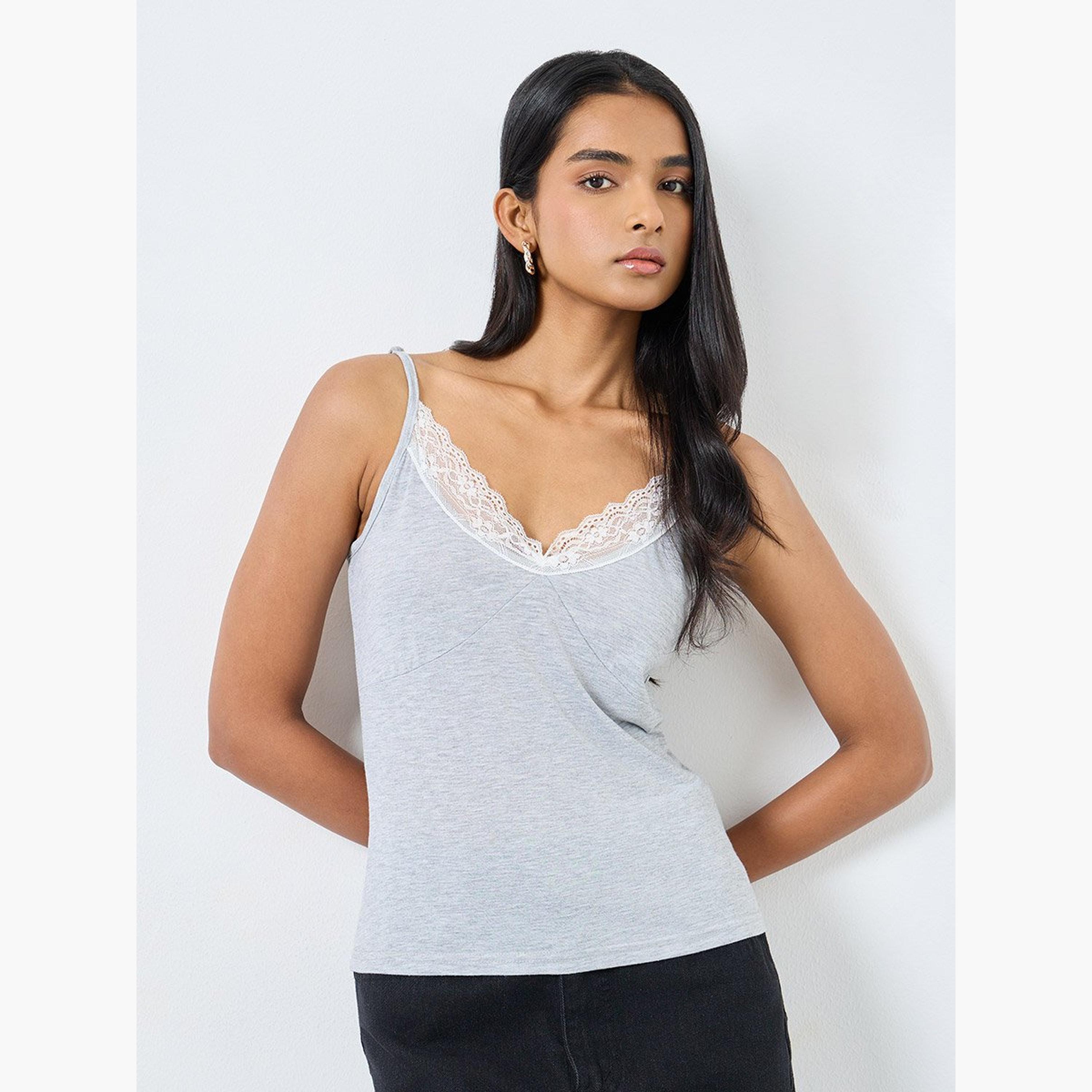 تيك تو - بلوزة رمادية بحمالات مزينة بالدانتيل-women-clothing-shirtsandblouses-blouses-image-1
