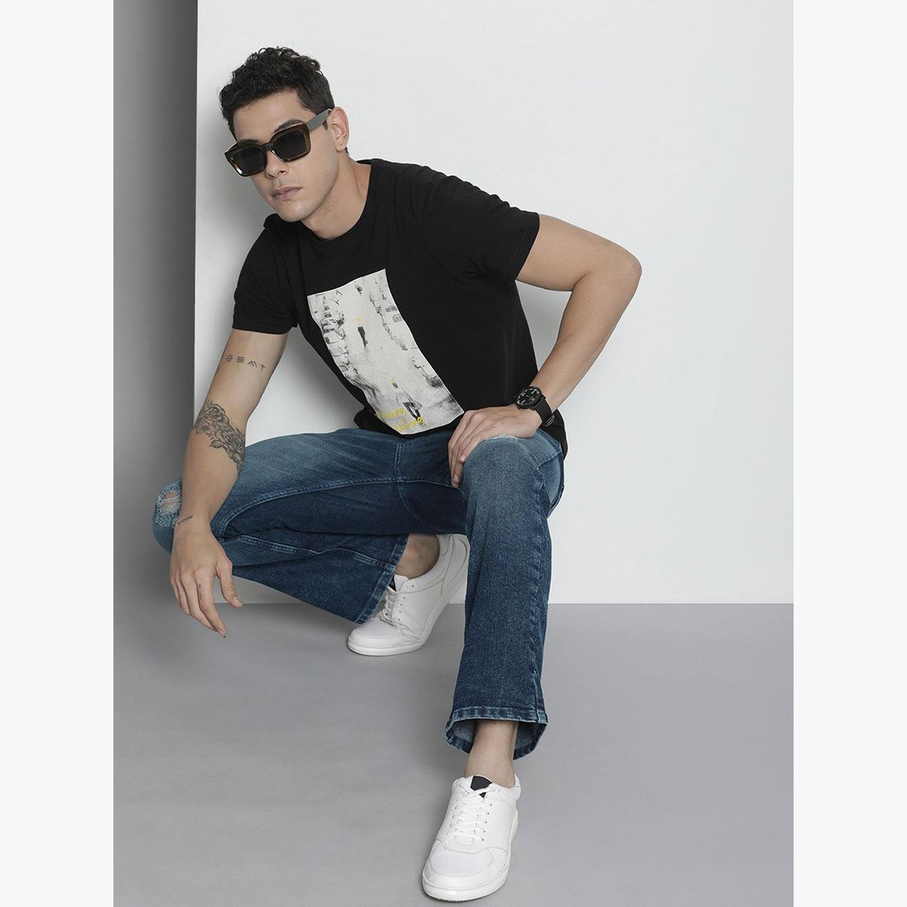 ذا انديان كراج كو × ستايلي - بنطال جينز للرجال داكن اللون بقصّة واسعة-men-clothing-bottoms-jeans-image-5