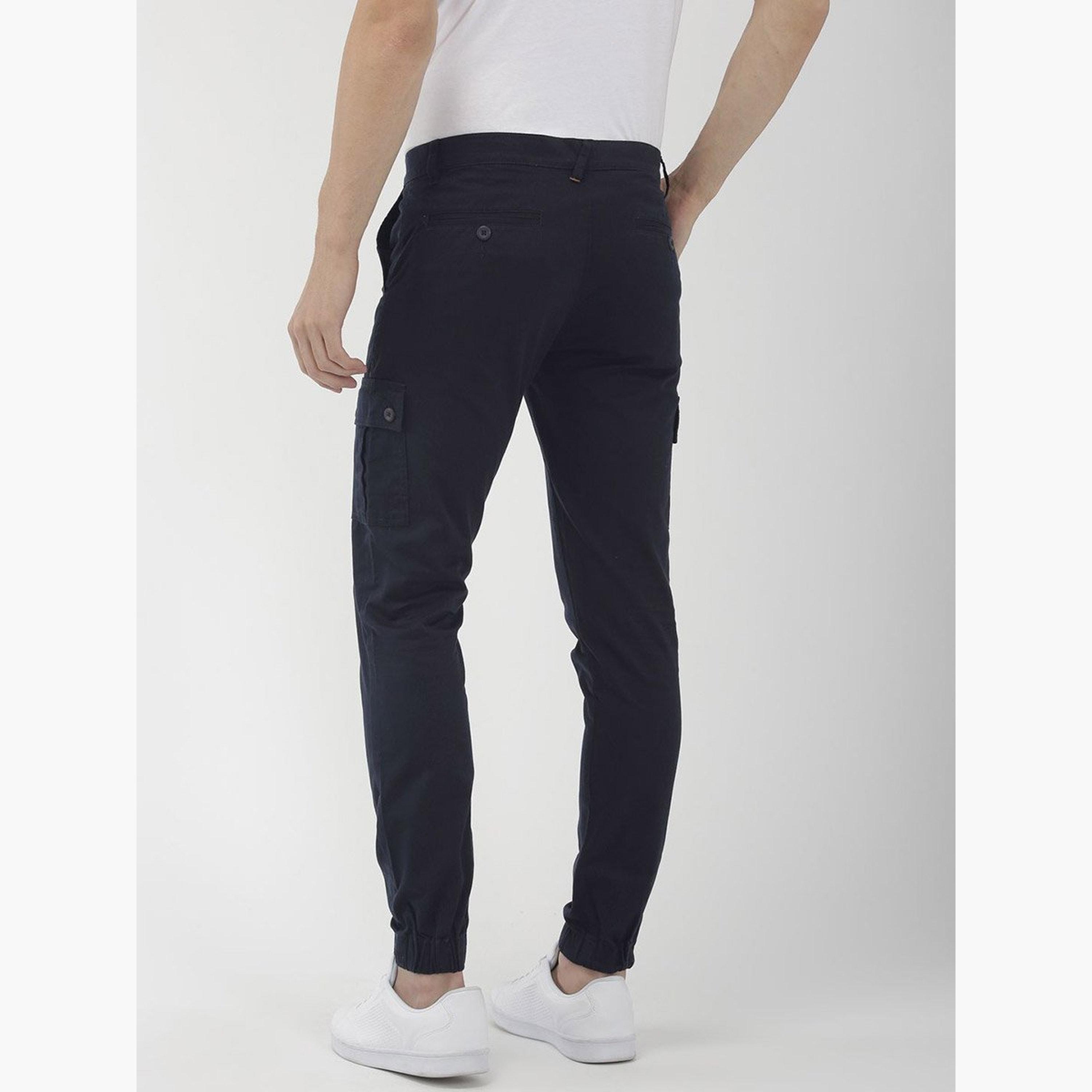 ذا انديان كراج كو × ستايلي - بنطال كارجو للرجال ضيق بخصر متوسط ​​باللون الأزرق البحري-men-clothing-bottoms-joggers-image-3