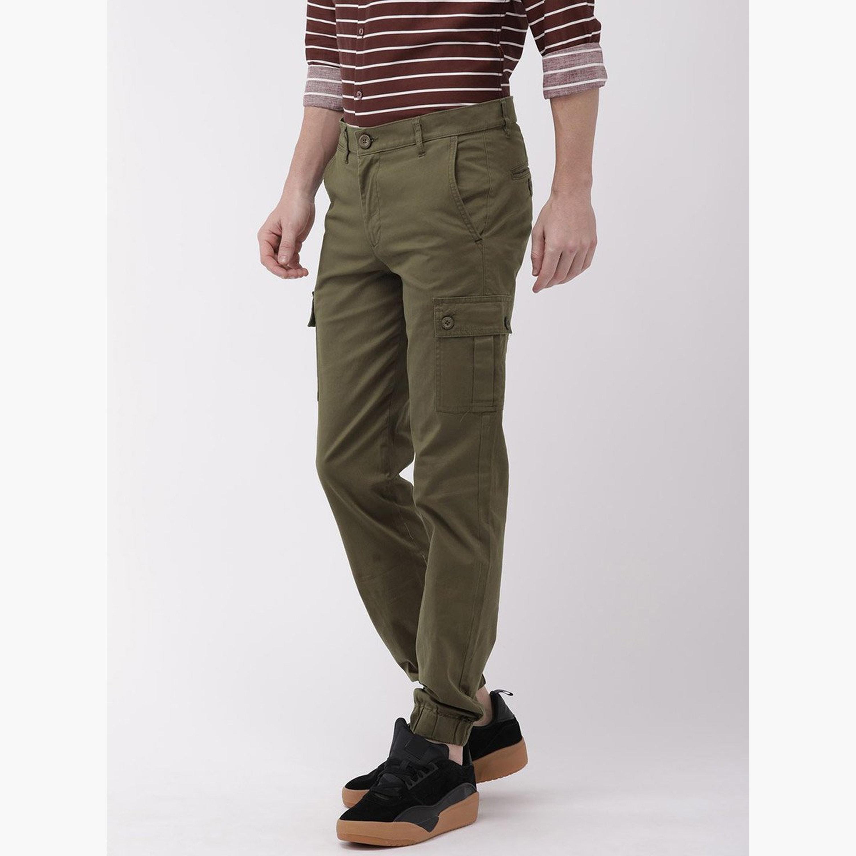 ذا انديان كراج كو × ستايلي - بنطال كارغو للرجال زيتوني متوسط ​​الارتفاع تصميم ضيق-men-clothing-bottoms-joggers-image-2