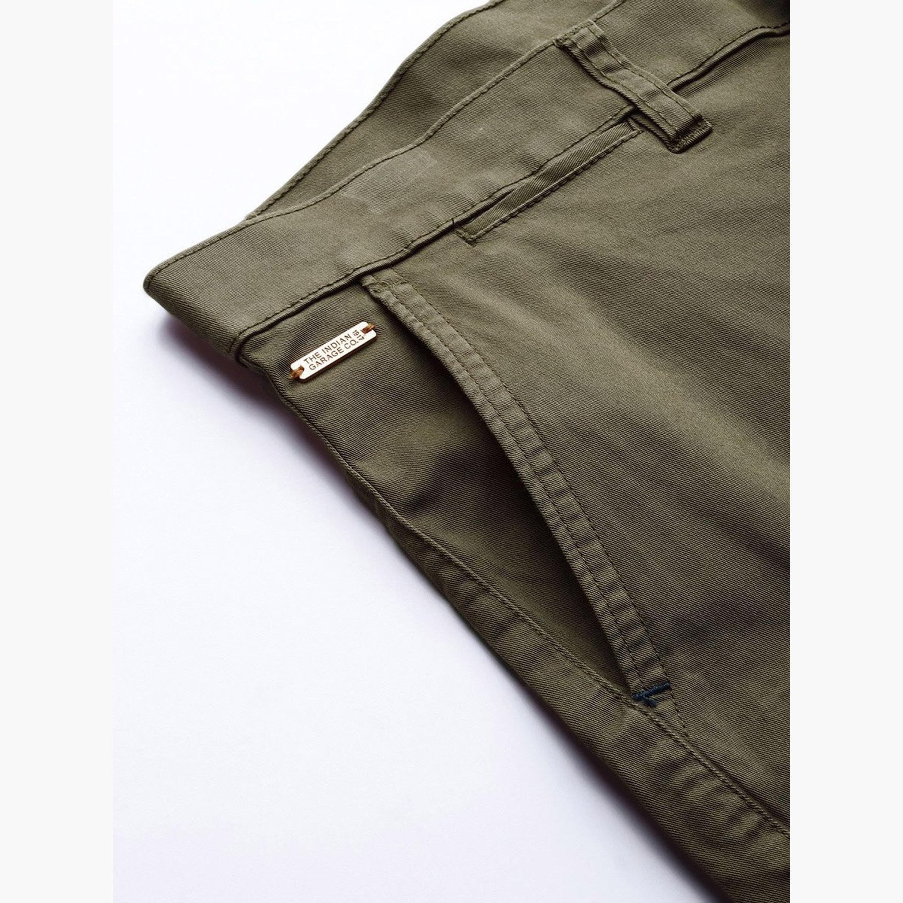 ذا انديان كراج كو × ستايلي - بنطال كارغو للرجال زيتوني متوسط ​​الارتفاع تصميم ضيق-men-clothing-bottoms-joggers-image-6