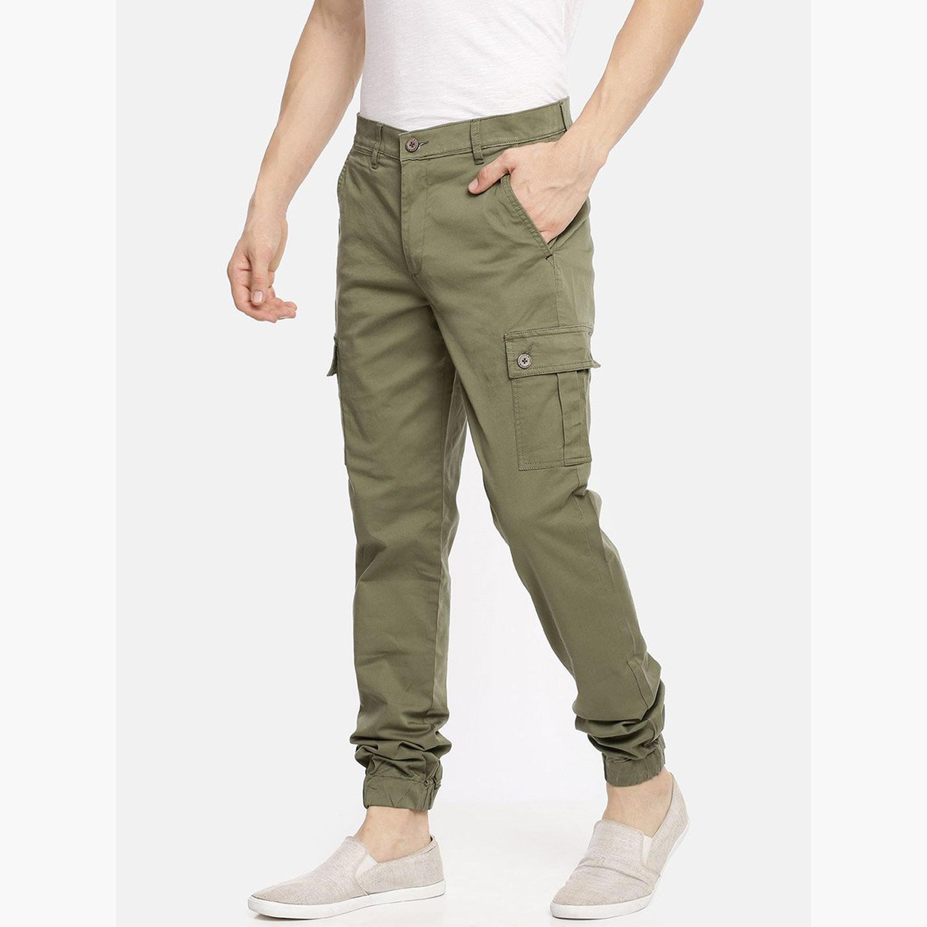 ذا انديان كراج كو × ستايلي - بنطال كارغو للرجال أخضر متوسط ​​الارتفاع تصميم ضيق-men-clothing-bottoms-joggers-image-2