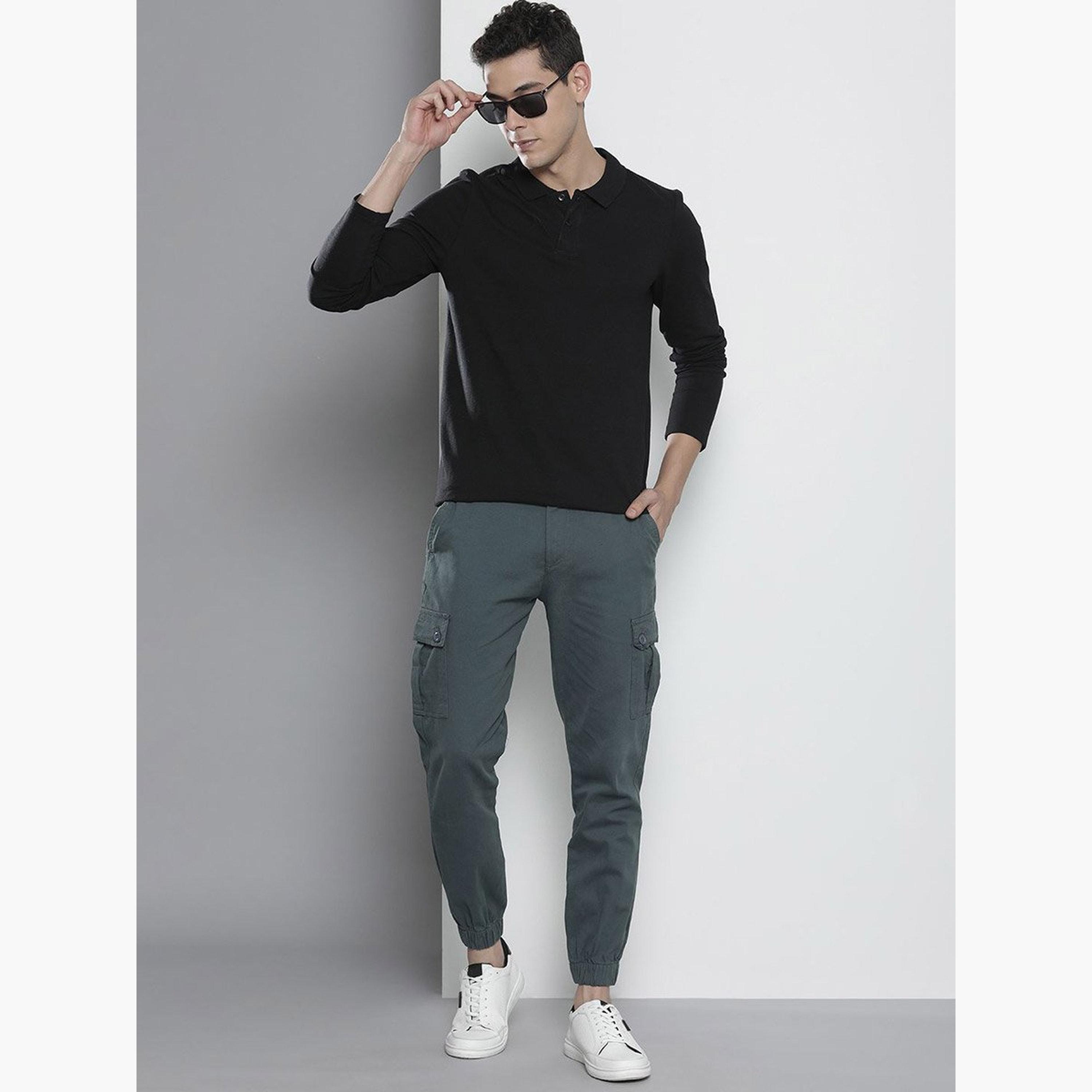 ذا انديان كراج كو × ستايلي - بنطال كارجو للرجال رمادي سادة تصميم ضيق-men-clothing-bottoms-joggers-image-5