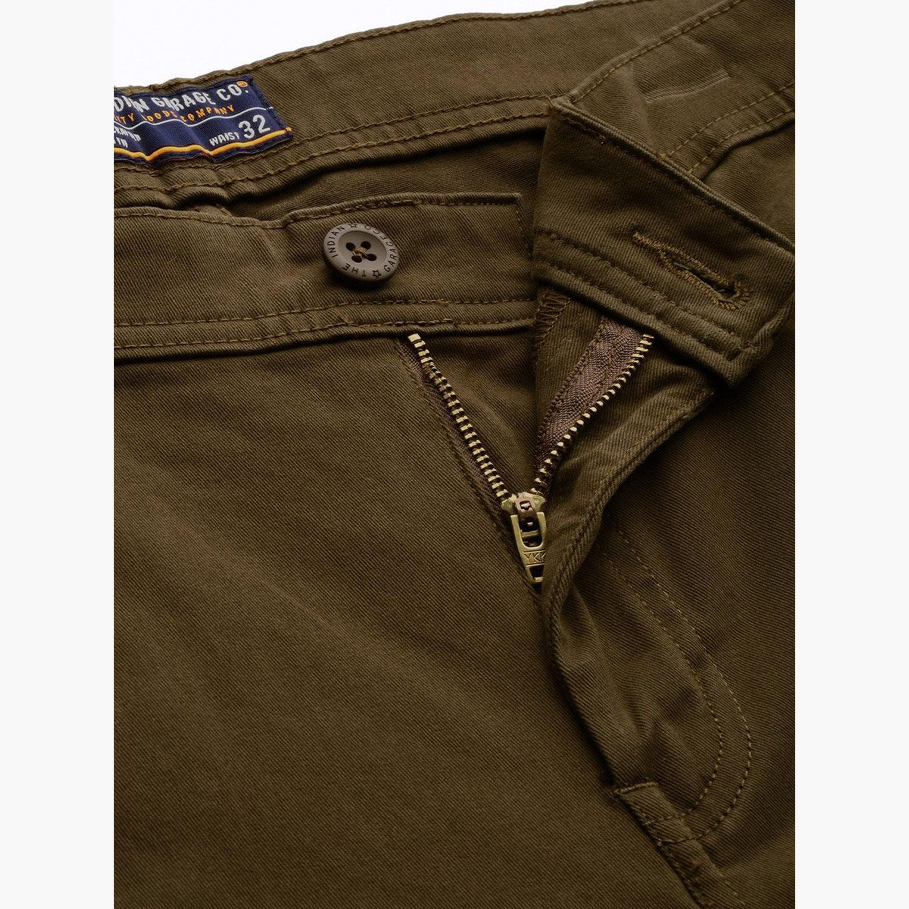 ذا انديان كراج كو × ستايلي - بنطال تشينو للرجال بني اللون متوسط ​​الارتفاع تصميم ضيق-men-clothing-bottoms-trousersandchinos-chinos-image-4