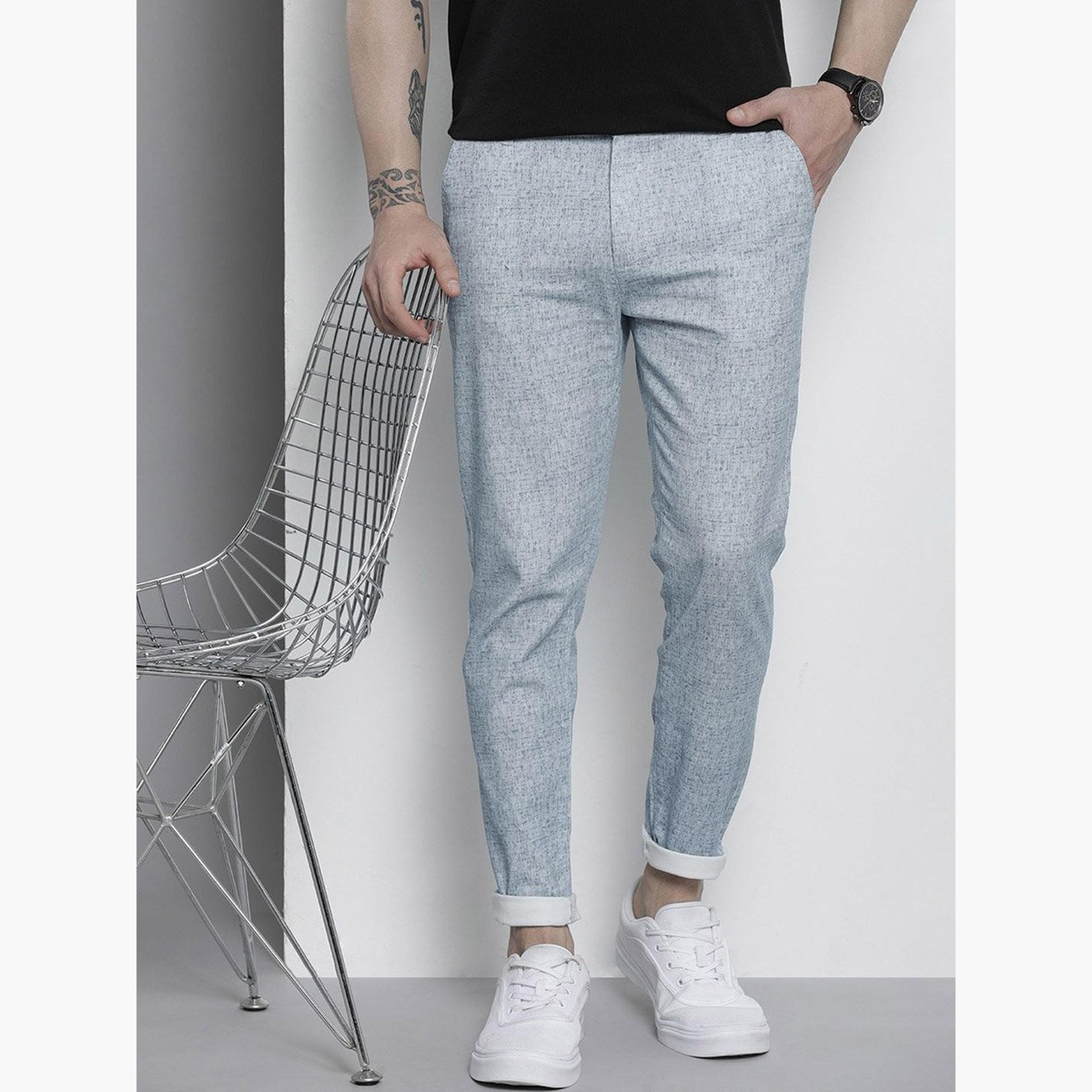 ذا انديان كراج كو × ستايلي - بنطال تشينو للرجال رمادي اللون تصميم نحيف ومُحكم-men-clothing-bottoms-trousersandchinos-chinos-image-1