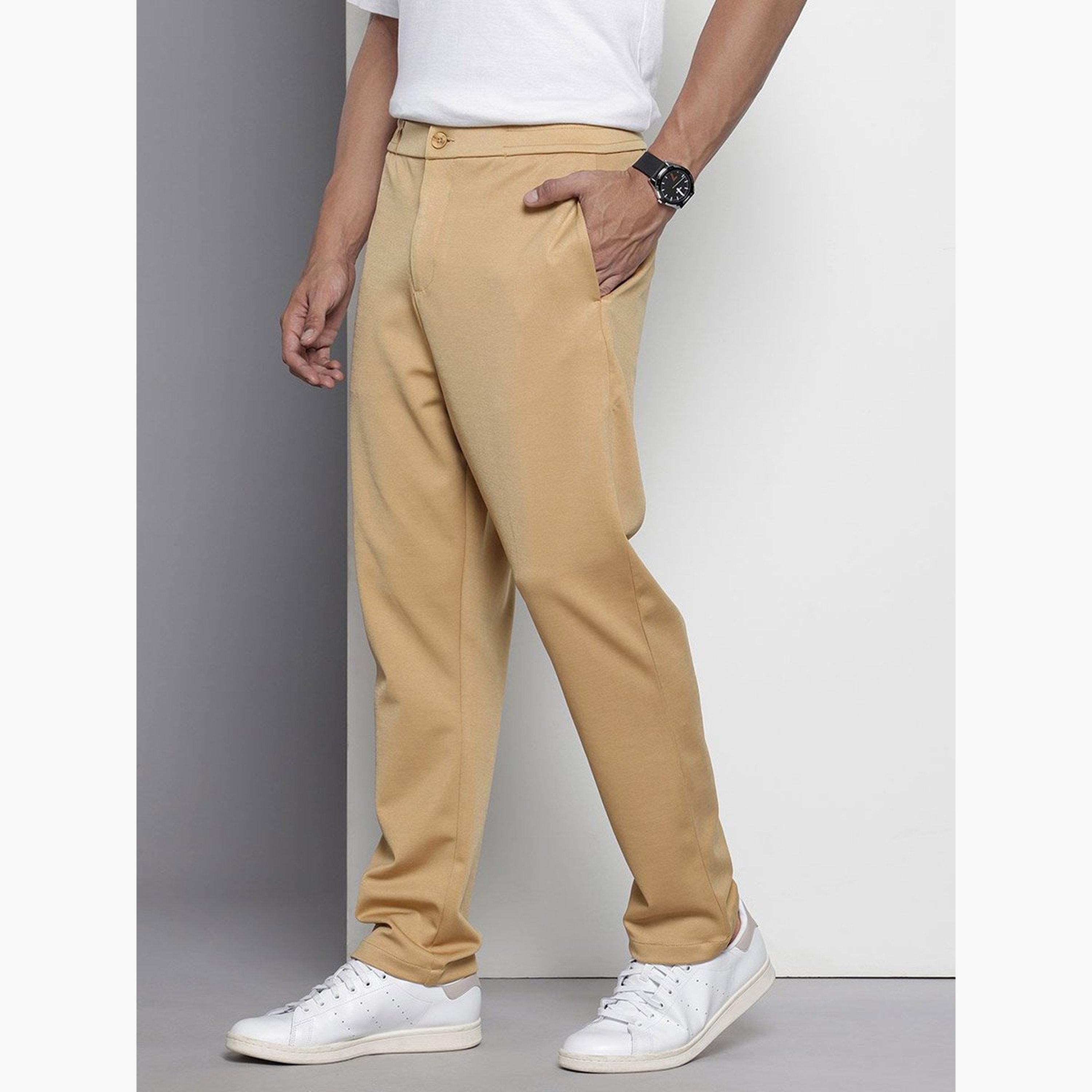 ذا انديان كراج كو × ستايلي - بنطال تشينو للرجال قصّة مريحة باللون البني-men-clothing-bottoms-trousersandchinos-chinos-image-5