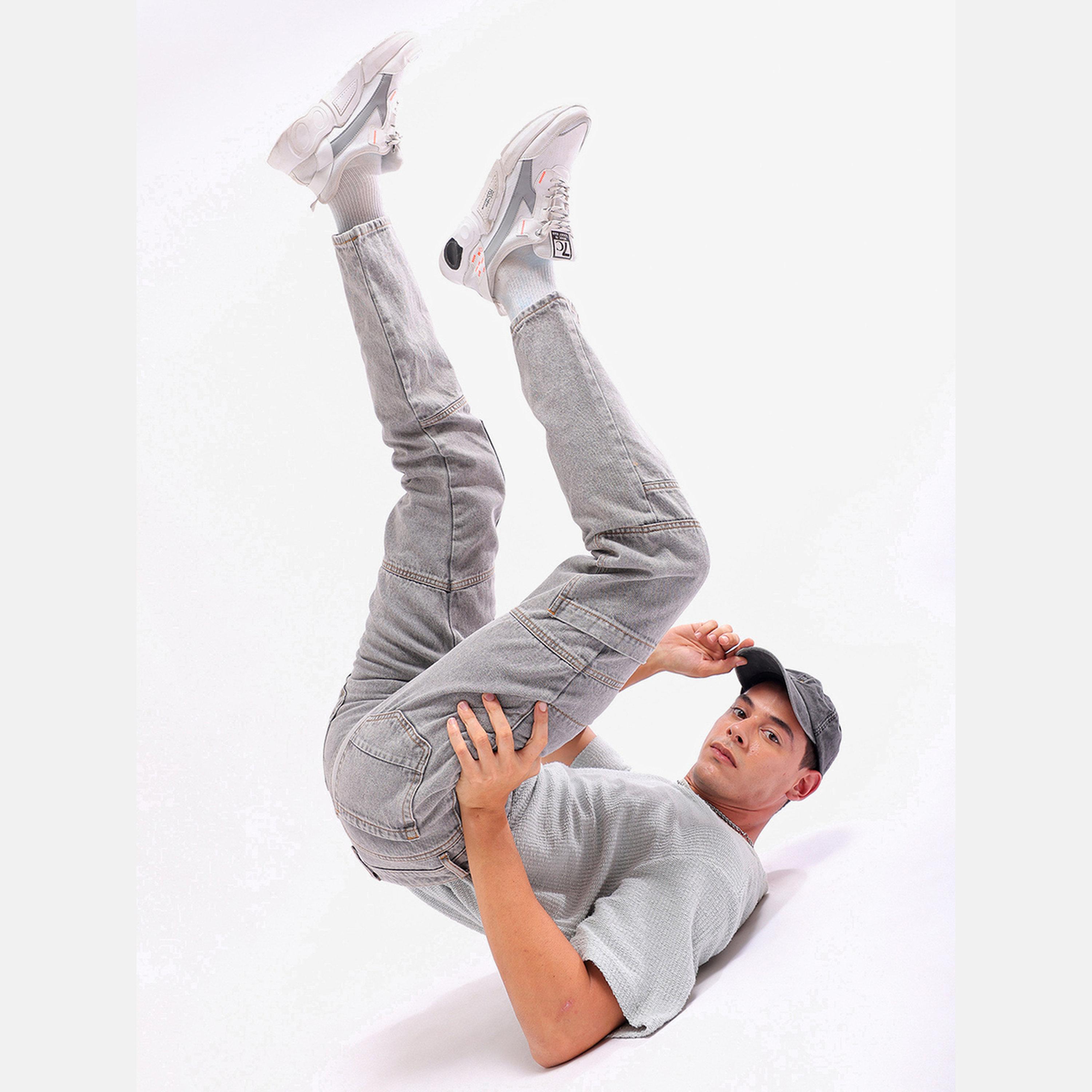 The Indian Garage Co X Styli Men Grey Mid Wash Cargo Jeans-men-clothing-bottoms-jeans-image-3