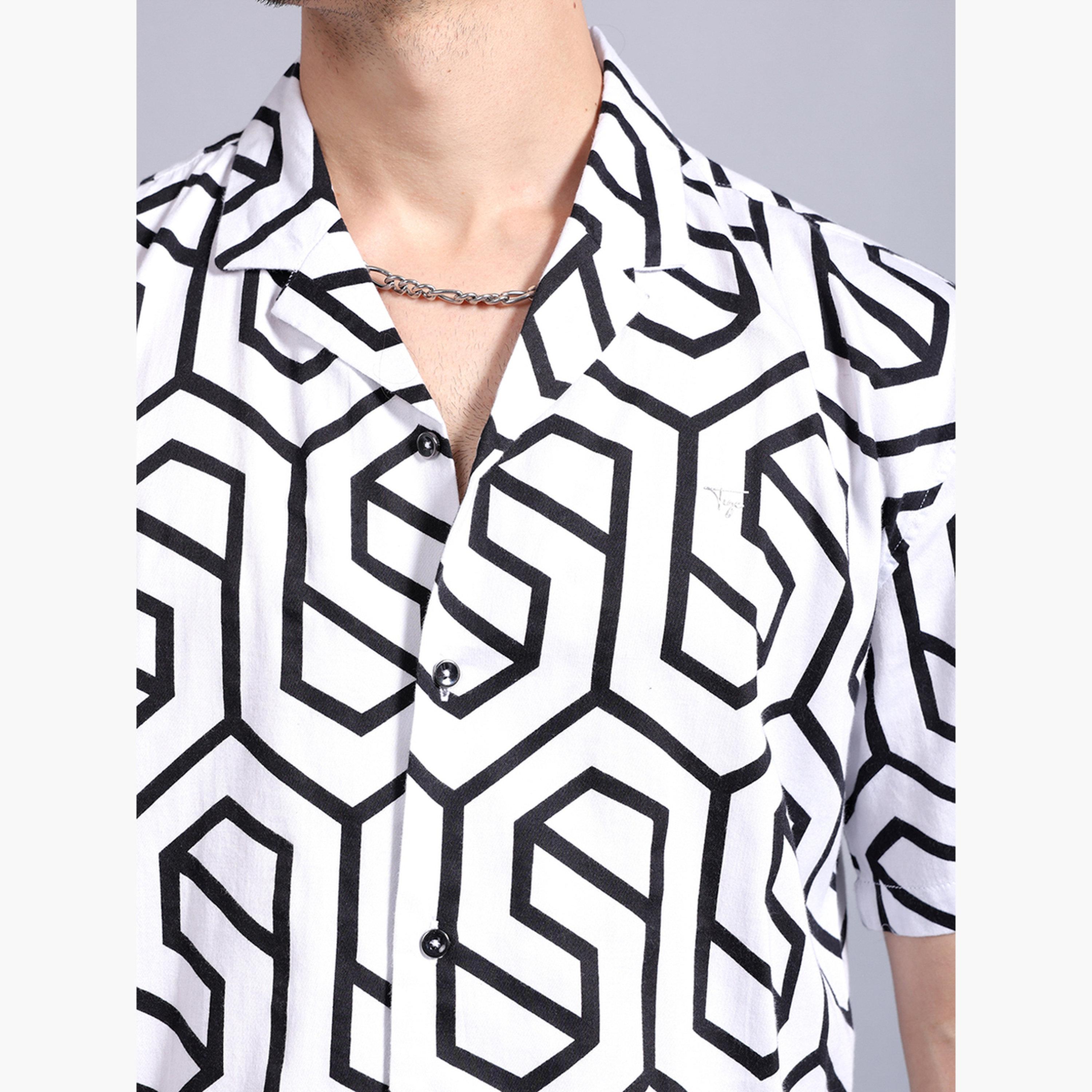 ذا انديان كراج كو × ستايلي - قميص رجالي مريح بطبعة أشكال هندسية لون أبيض-men-clothing-shirts-image-5