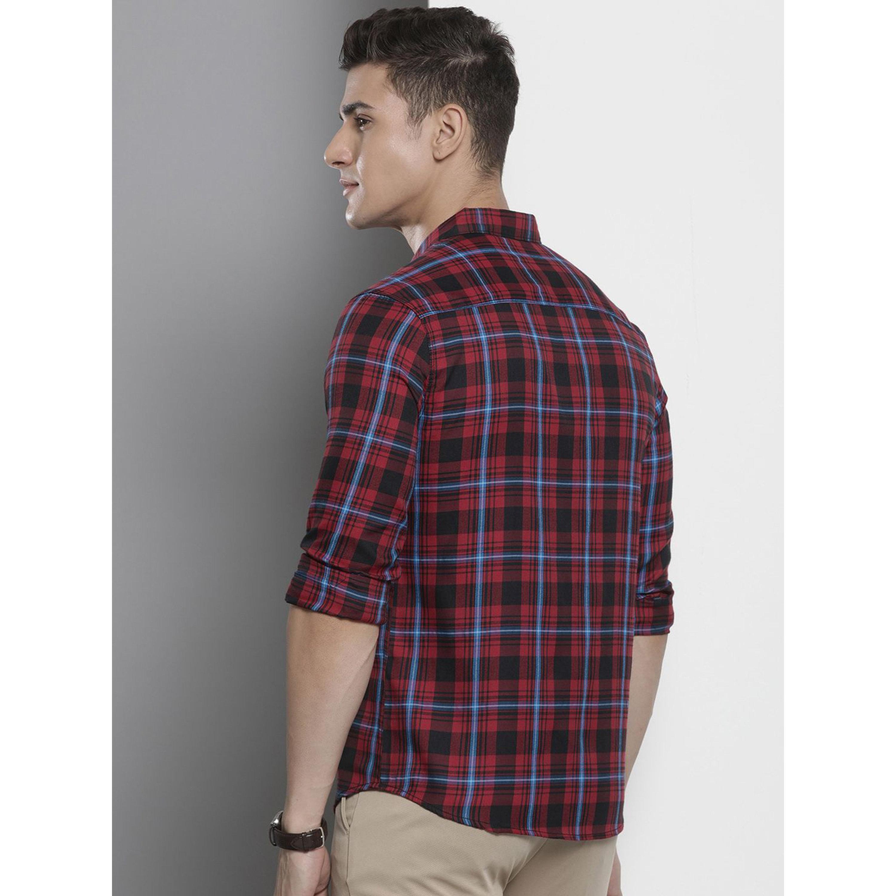 ذا انديان كراج كو × ستايلي - قميص رجالي منقوش ياقة واسعة لون أحمر-men-clothing-shirts-image-4