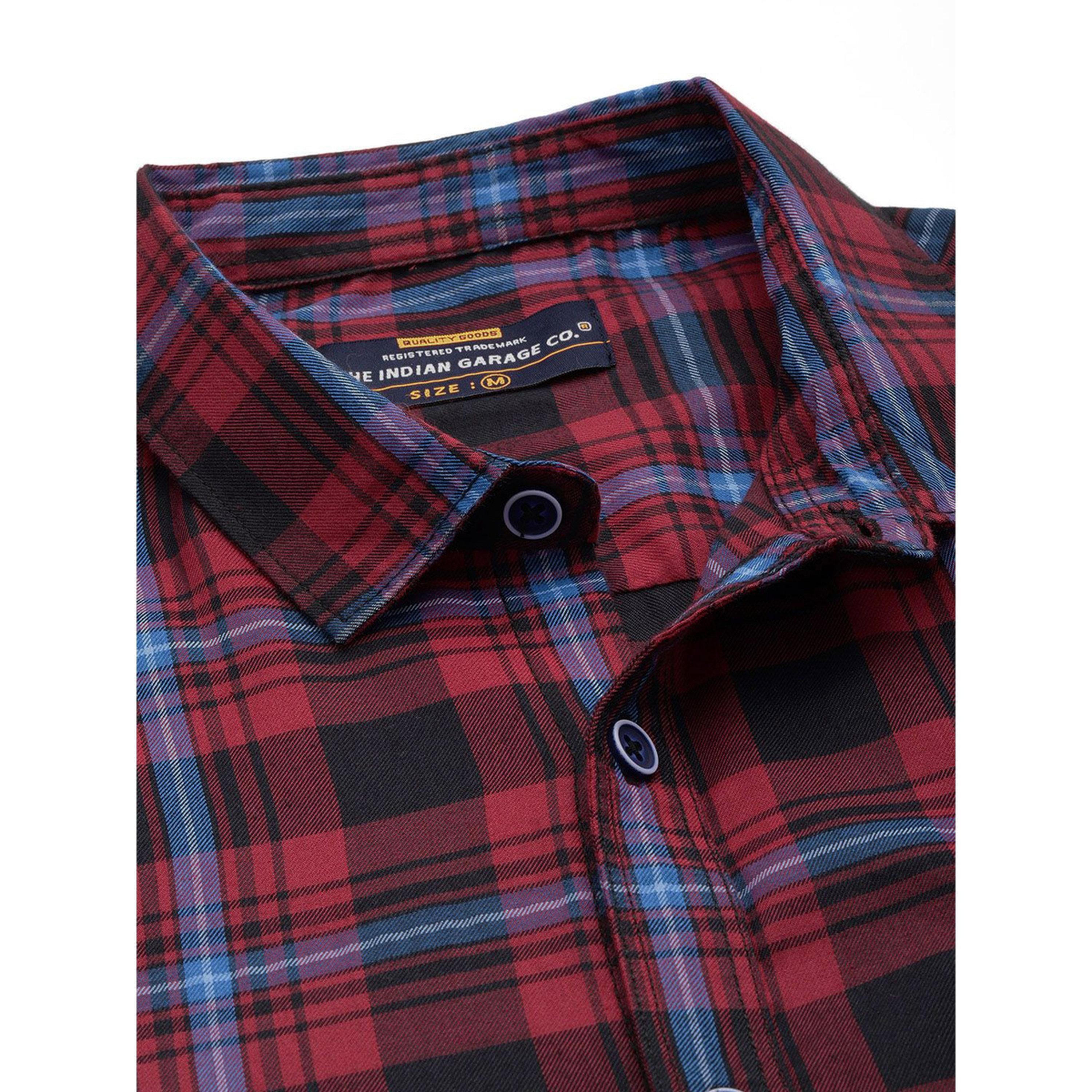 ذا انديان كراج كو × ستايلي - قميص رجالي منقوش ياقة واسعة لون أحمر-men-clothing-shirts-image-5
