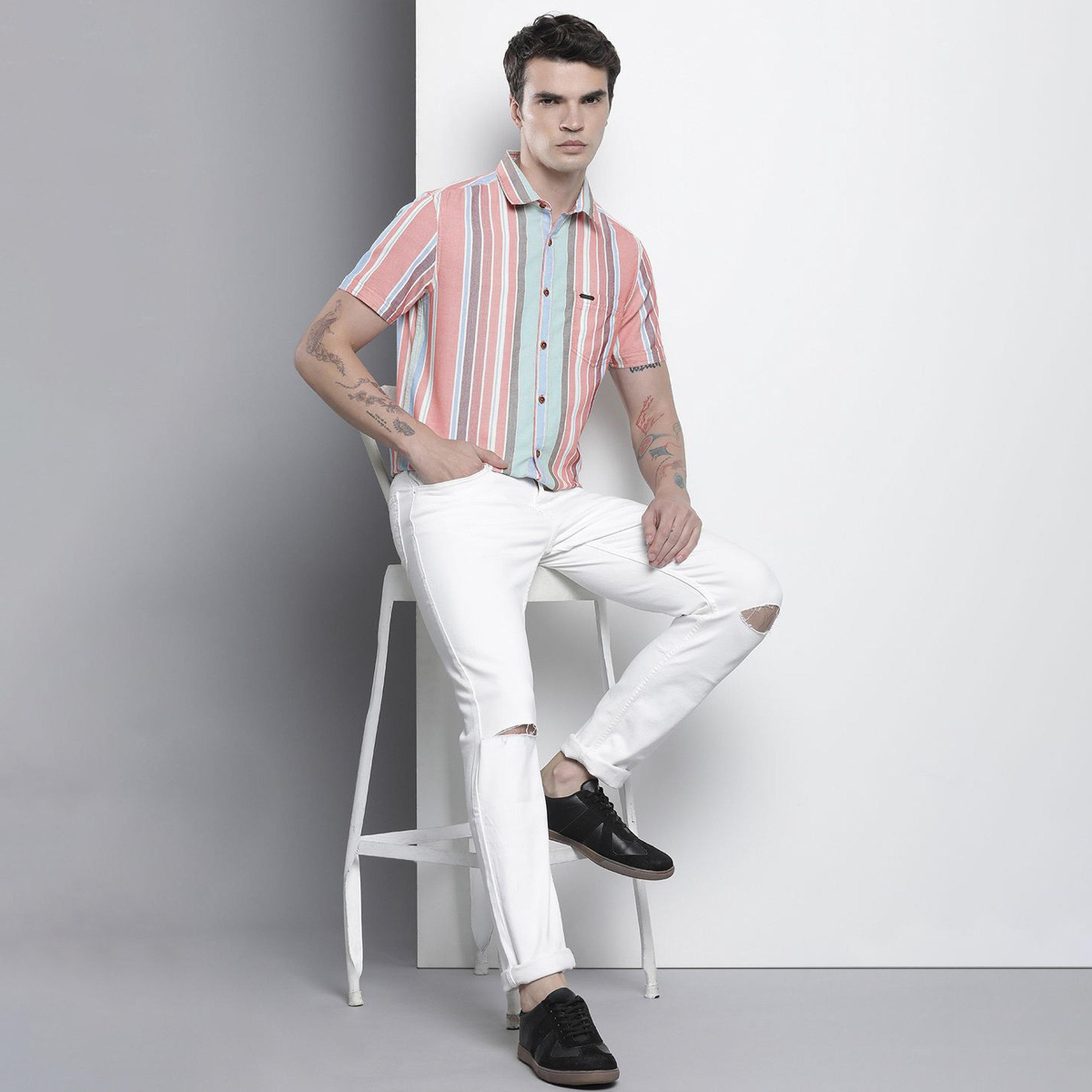 ذا انديان كراج كو × ستايلي - قميص رجالي مخطط بأكمام قصيرة لون وردي-men-clothing-shirts-image-2