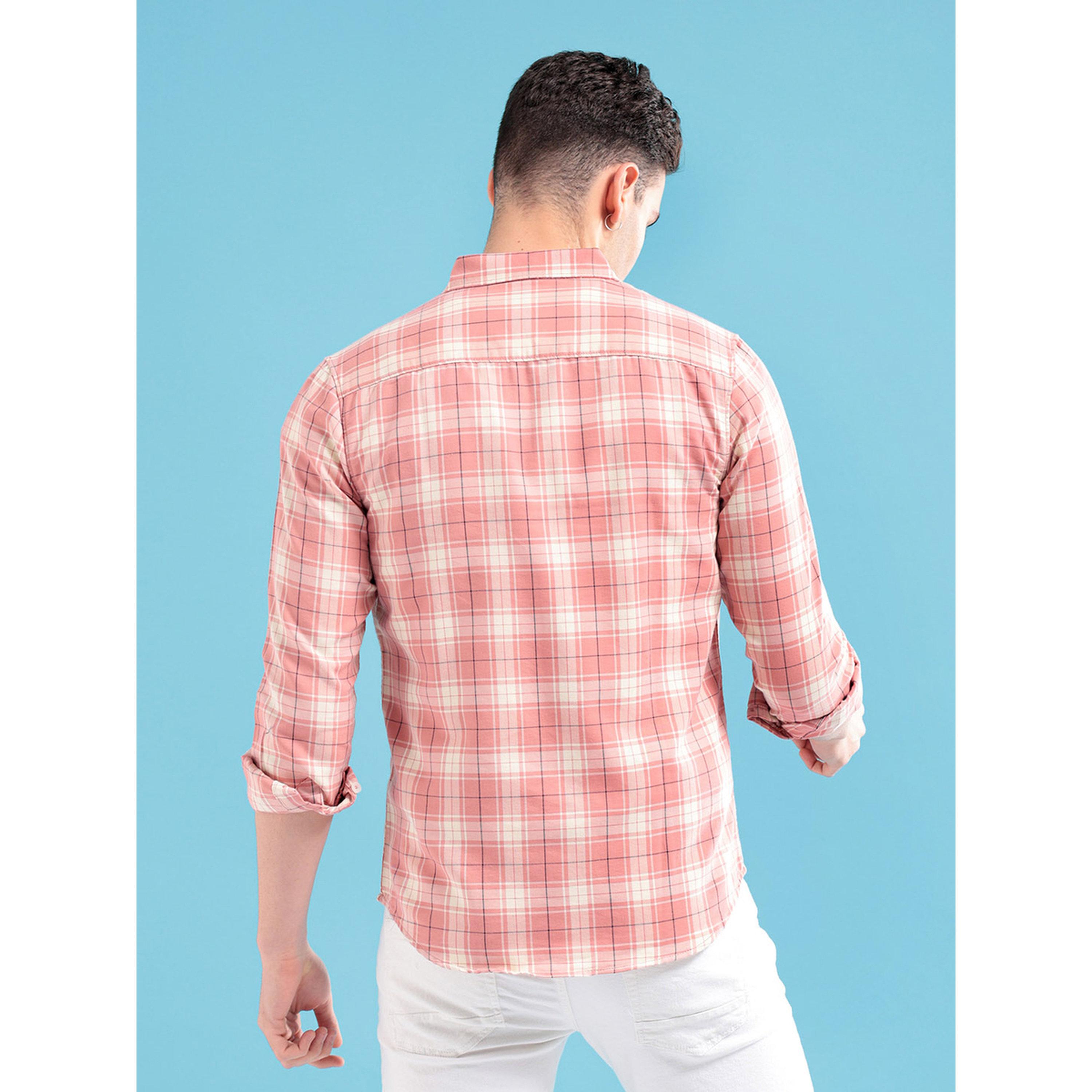 ذا انديان كراج كو × ستايلي - قميص رجالي بطبعة مربعات لون وردي-men-clothing-shirts-image-4