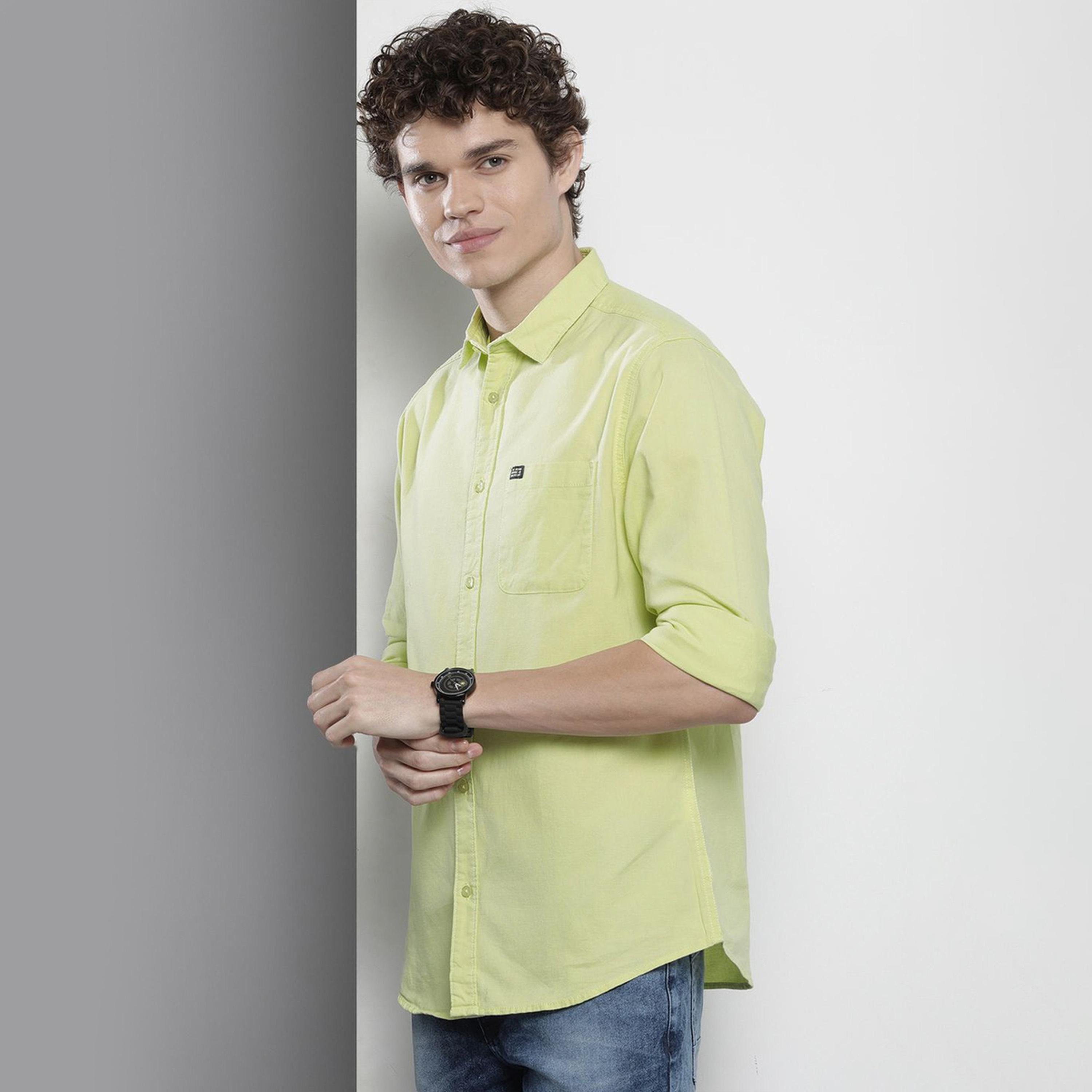 The Indian Garage Co X Styli Men Green Solid Spread Collar Shirt-men-clothing-shirts-image-1