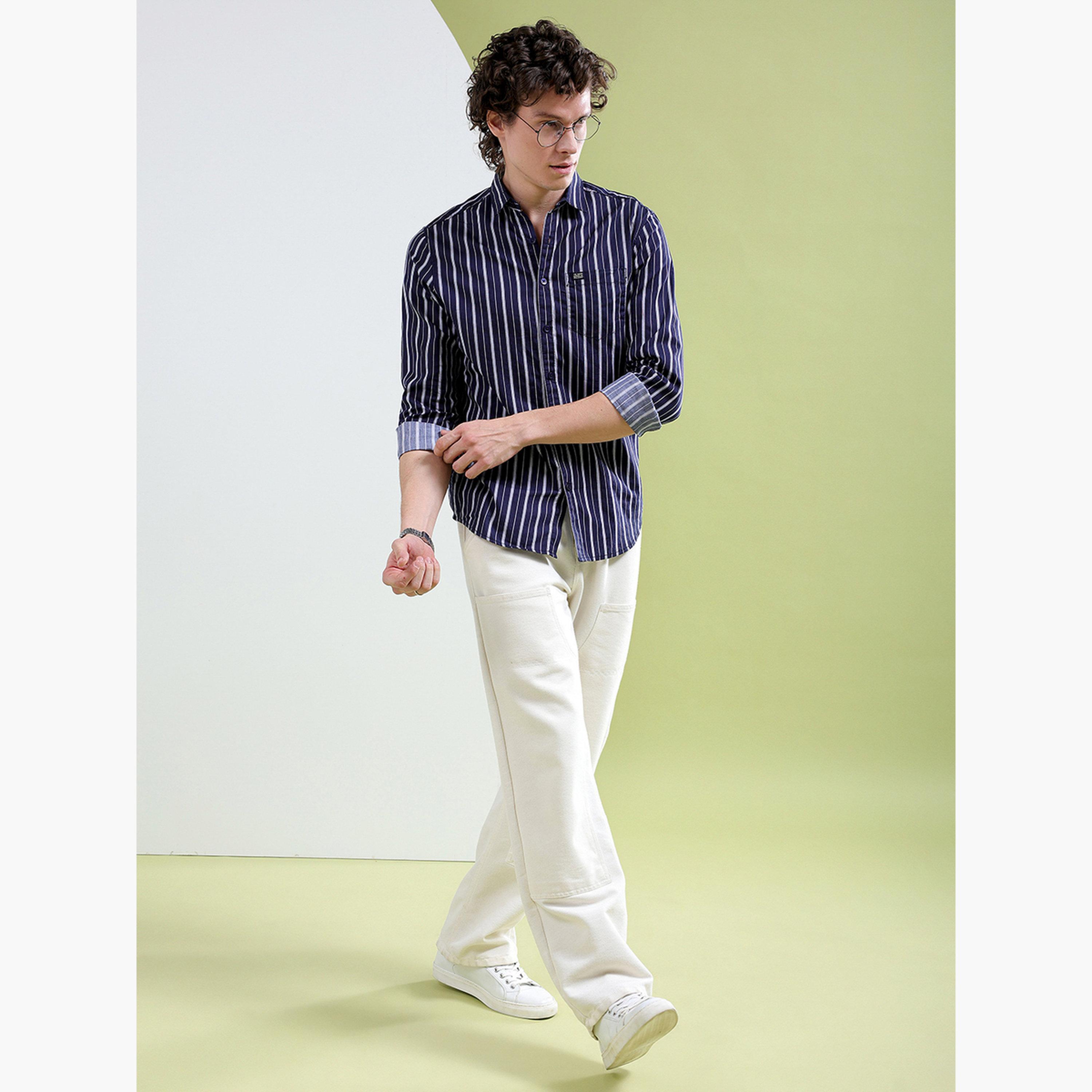 ذا انديان كراج كو × ستايلي - قميص رجالي مخطط ياقة واسعة لون أزرق داكن-men-clothing-shirts-image-2