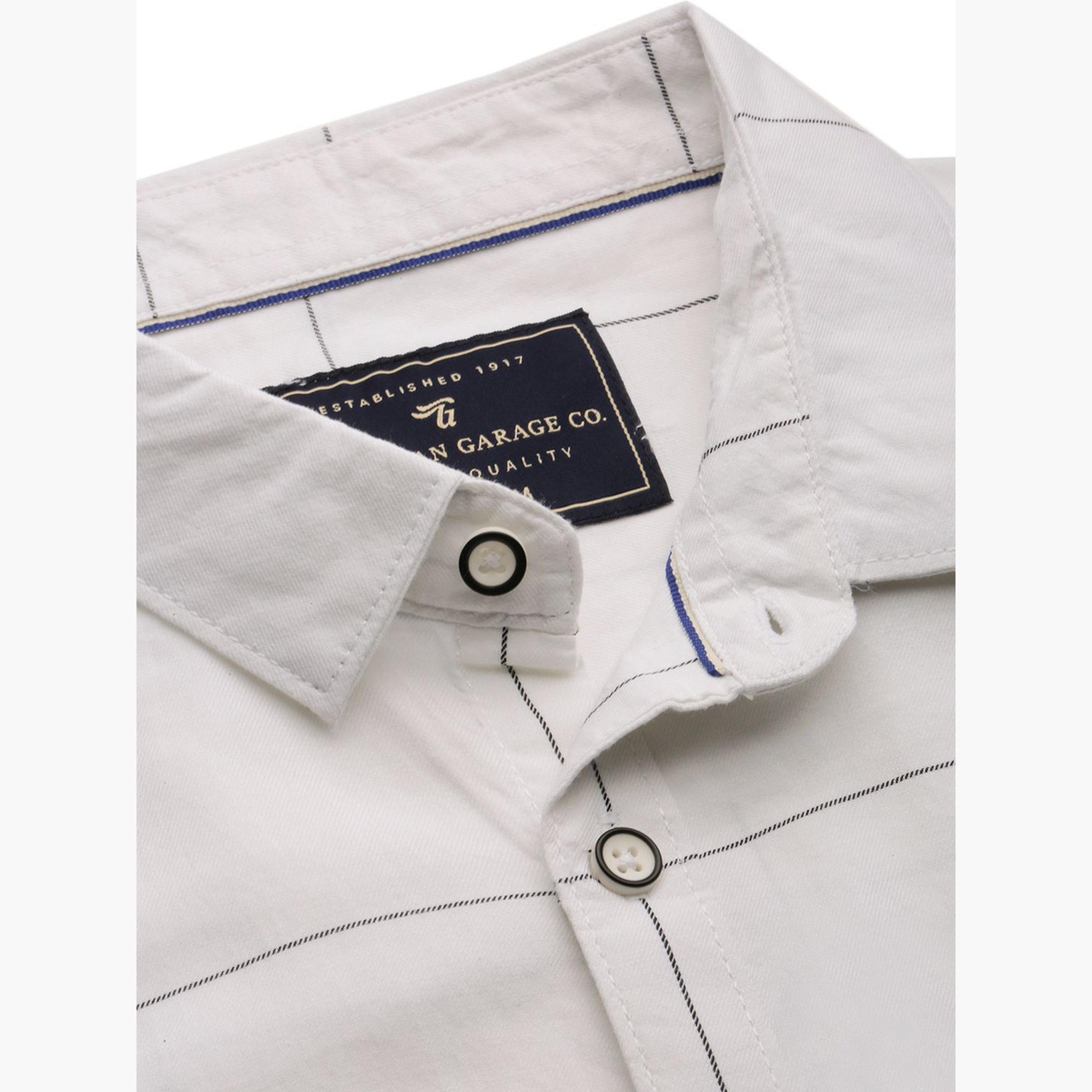 ذا انديان كراج كو × ستايلي - قميص رجالي تصميم نحيف منقوش لون أبيض-men-clothing-shirts-image-6
