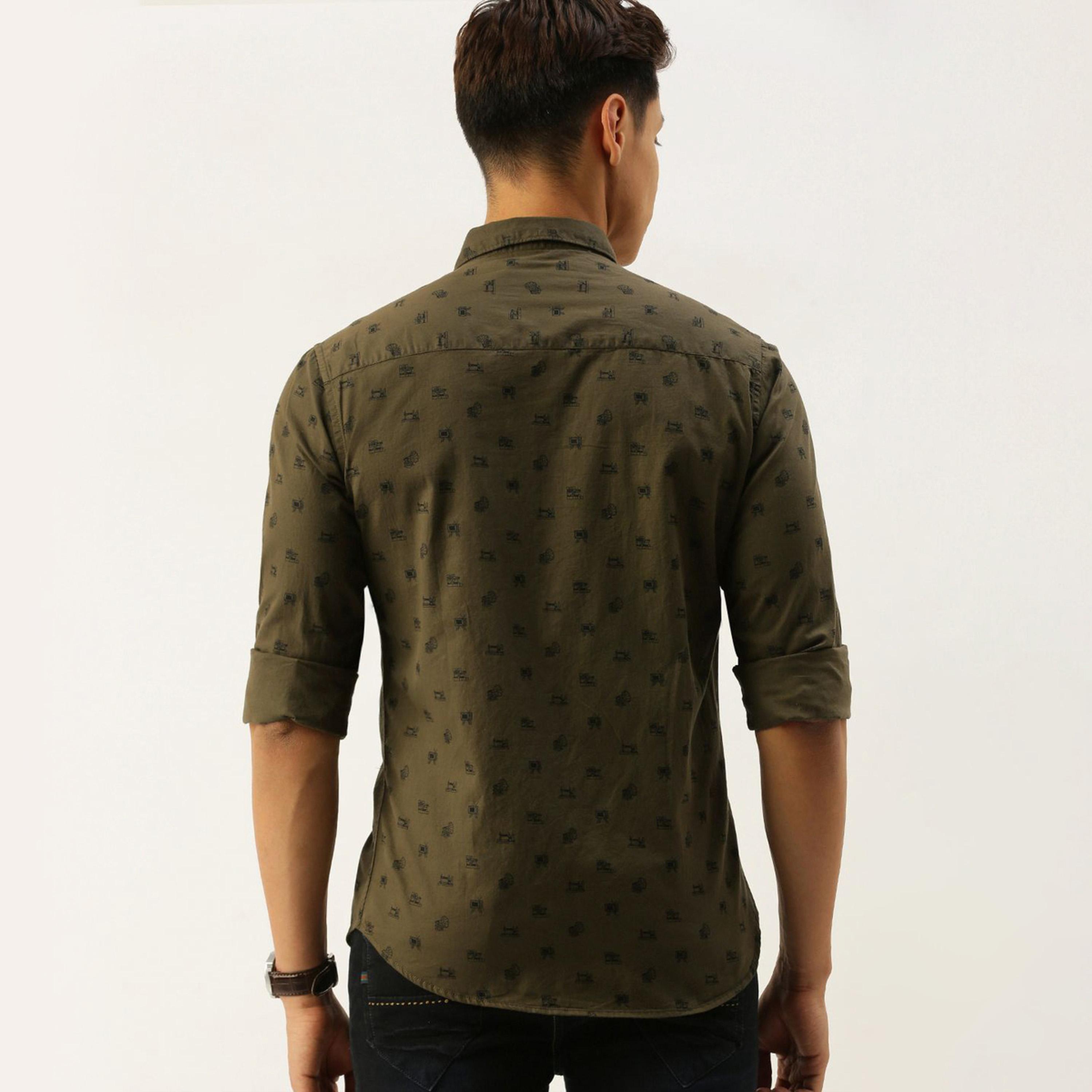 ذا انديان كراج كو × ستايلي - قميص زيتوني ببطبعة غرافيكية تصميم نحيف-men-clothing-shirts-image-4