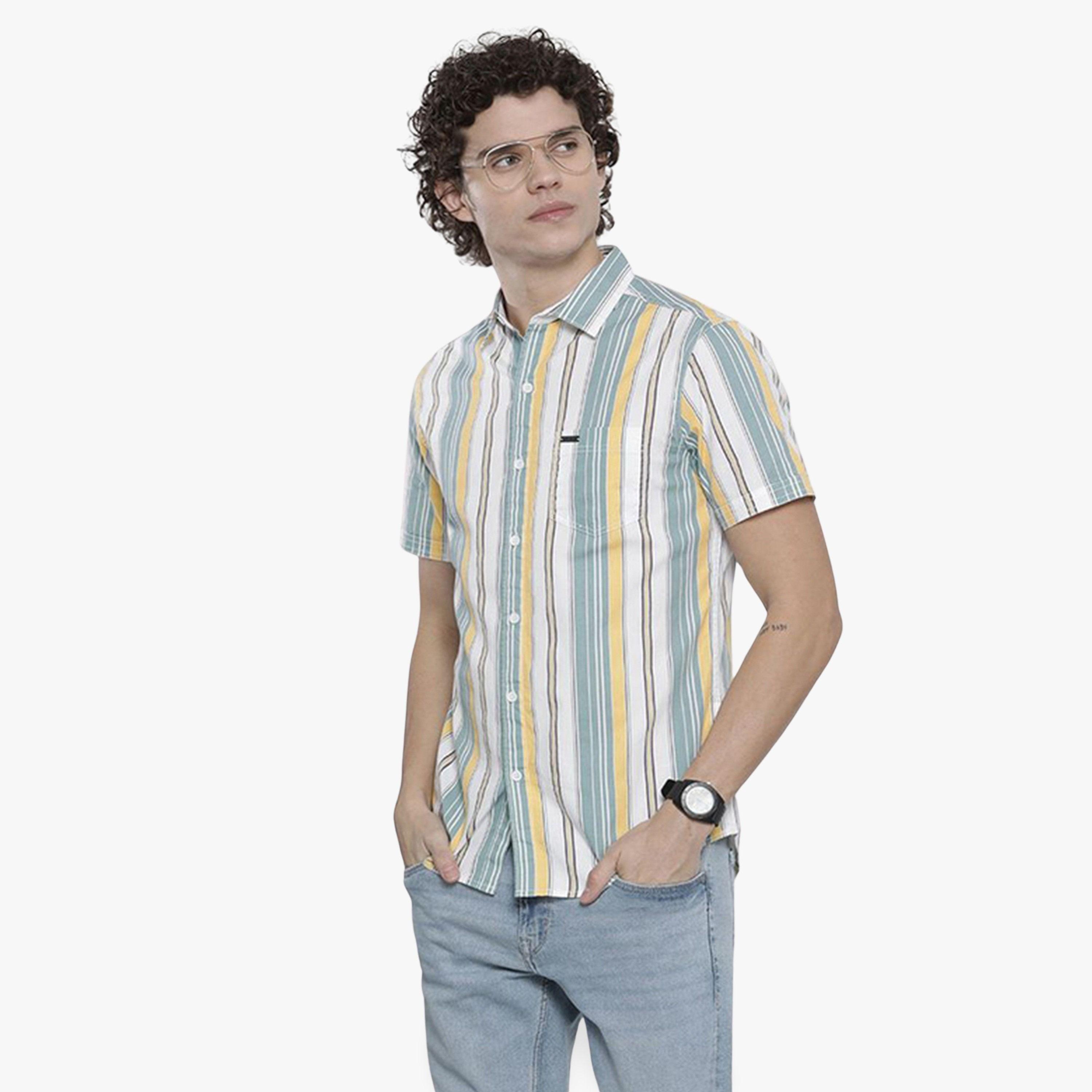 ذا انديان كراج كو × ستايلي - قميص رجالي مخطط بأكمام قصيرة لون أبيض-men-clothing-shirts-image-1