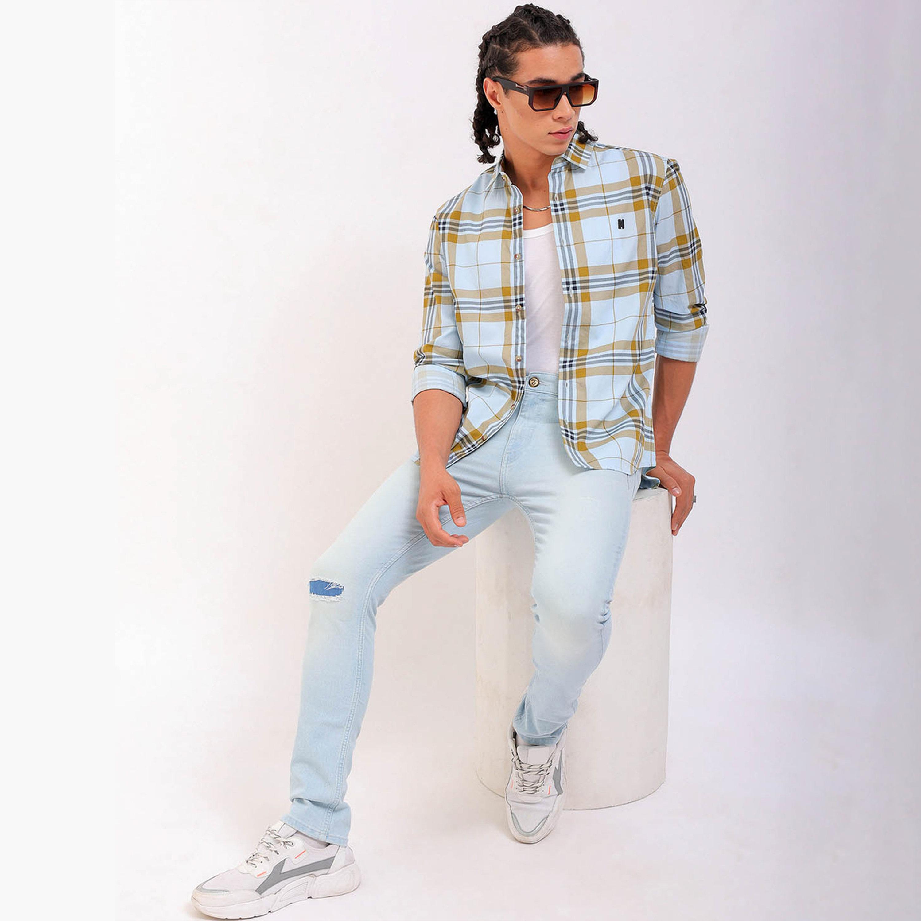 ذا انديان كراج كو × ستايلي - قميص رجالي منقوش لون أزرق فاتح-men-clothing-shirts-image-2
