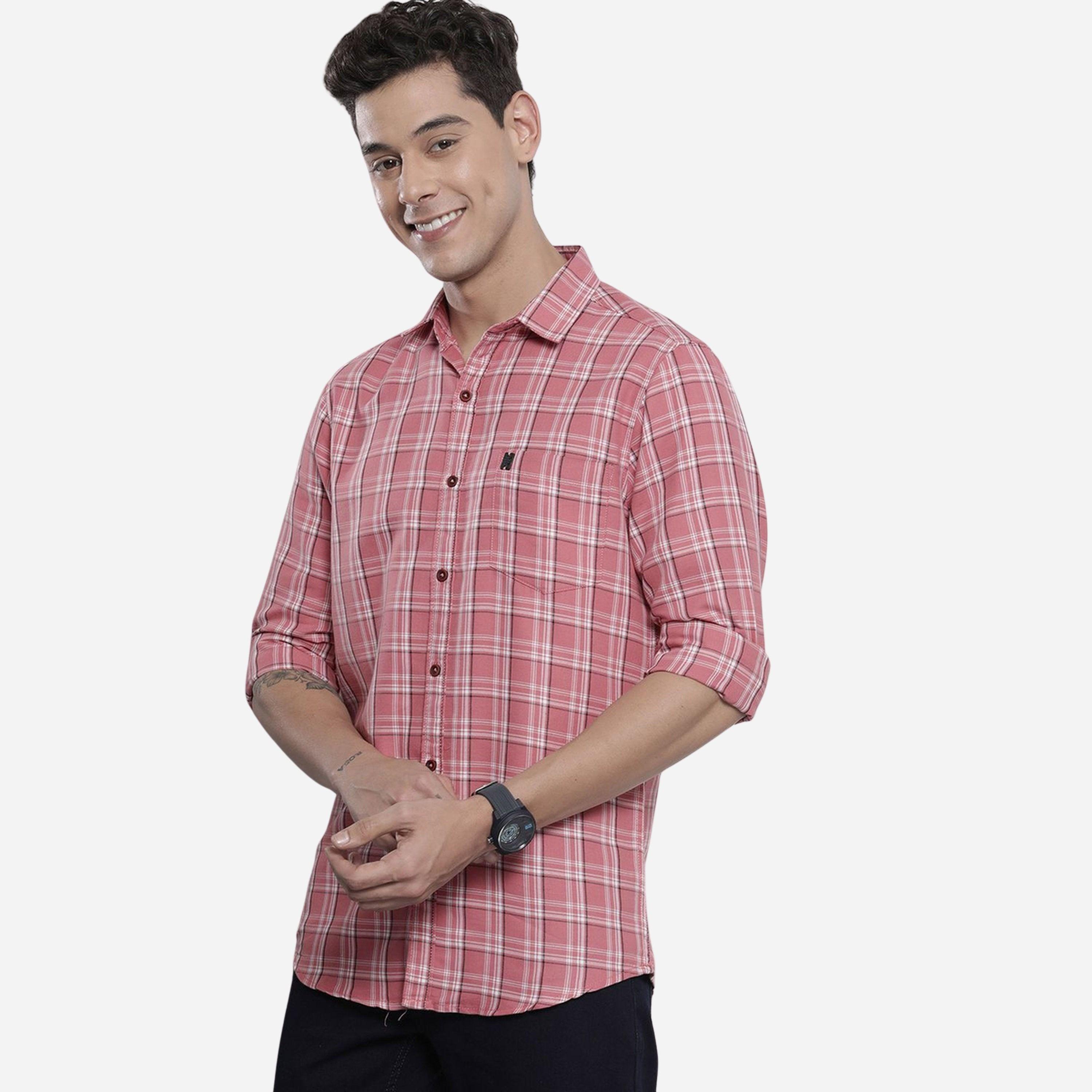ذا انديان كراج كو × ستايلي - قميص كاروهات لون وردي قصة عادية من ذا إنديان جراج كو-men-clothing-shirts-image-1