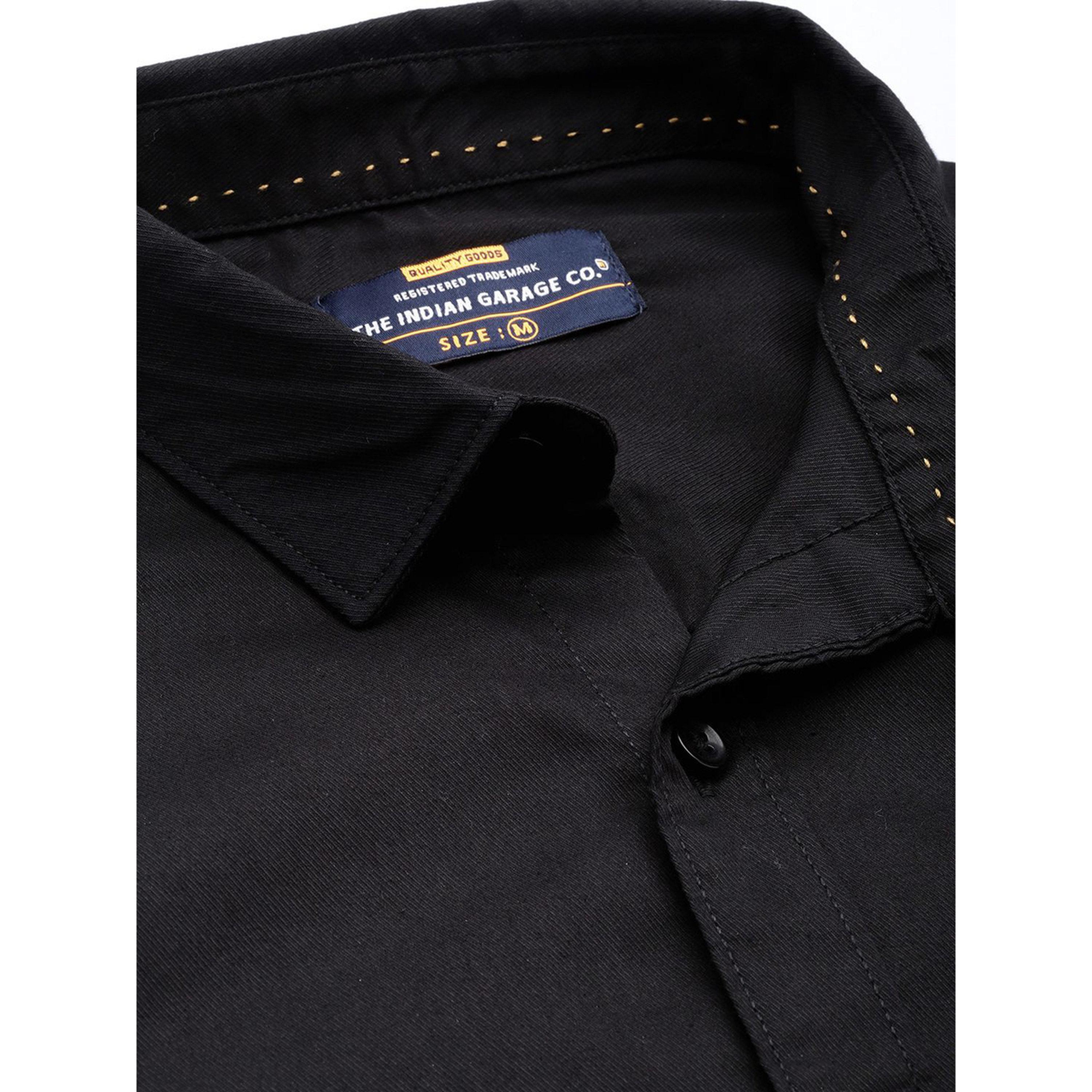 ذا انديان كراج كو × ستايلي - قميص رجالي قطني تصميم نحيف لون اسود-men-clothing-shirts-image-5