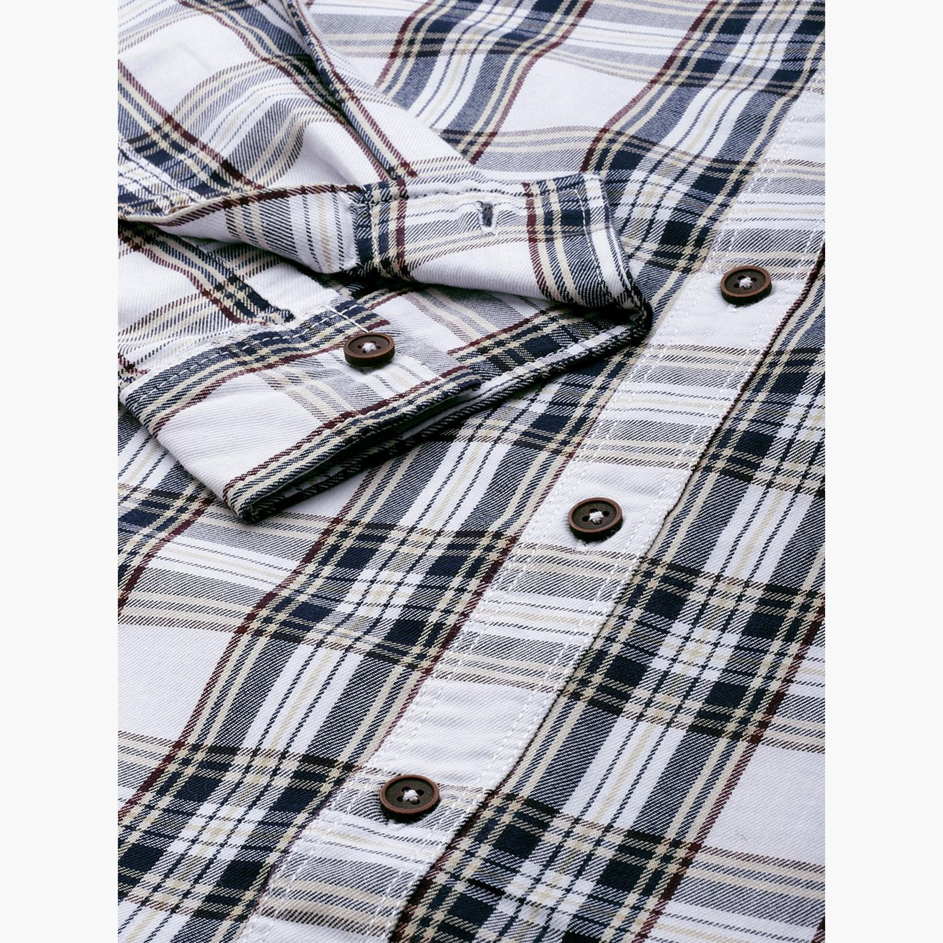 ذا انديان كراج كو × ستايلي - قميص رجالي منقوش لون أبيض-men-clothing-shirts-image-3