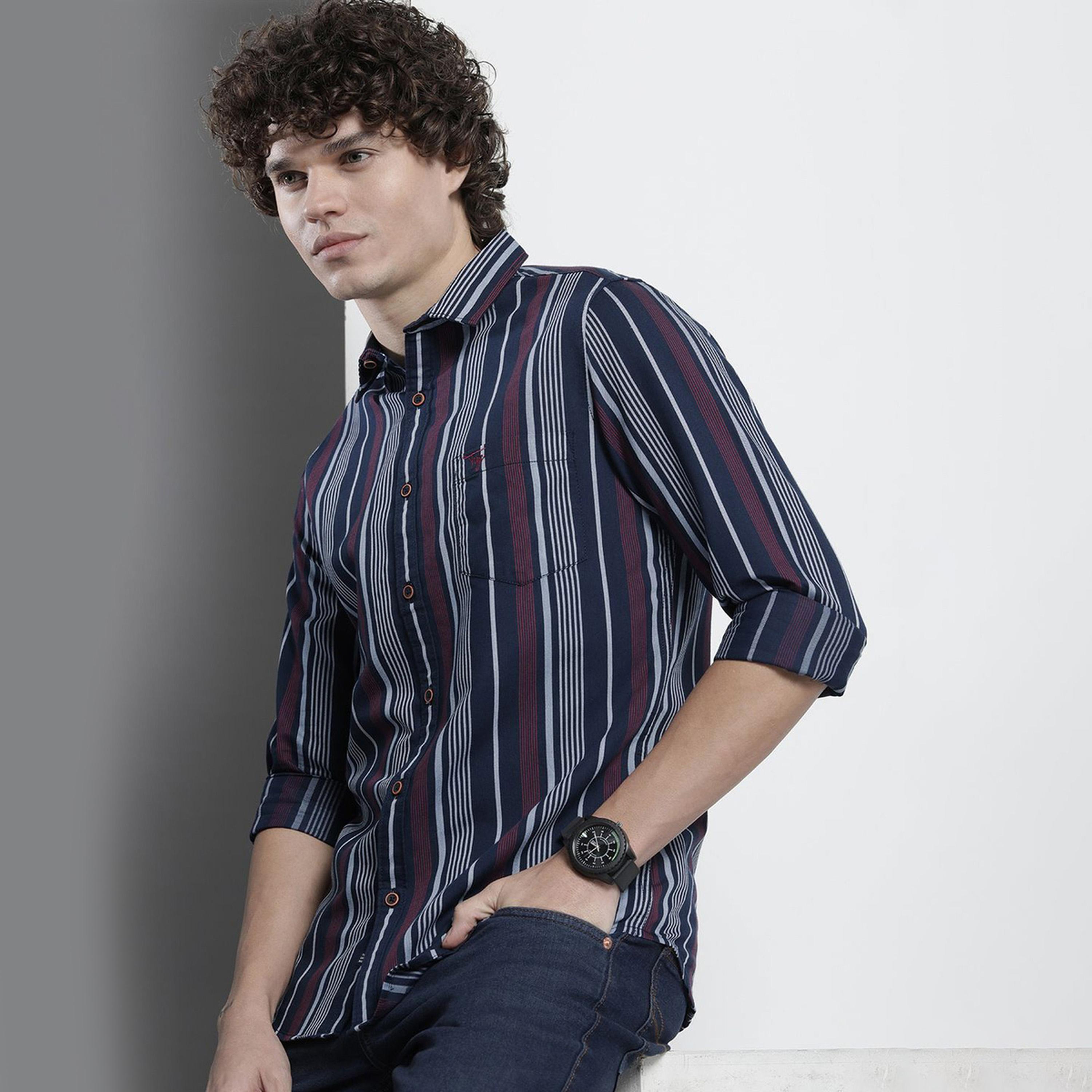 ذا انديان كراج كو × ستايلي - قميص رجالي مخطط ياقة واسعة لون أزرق بحري-men-clothing-shirts-image-4